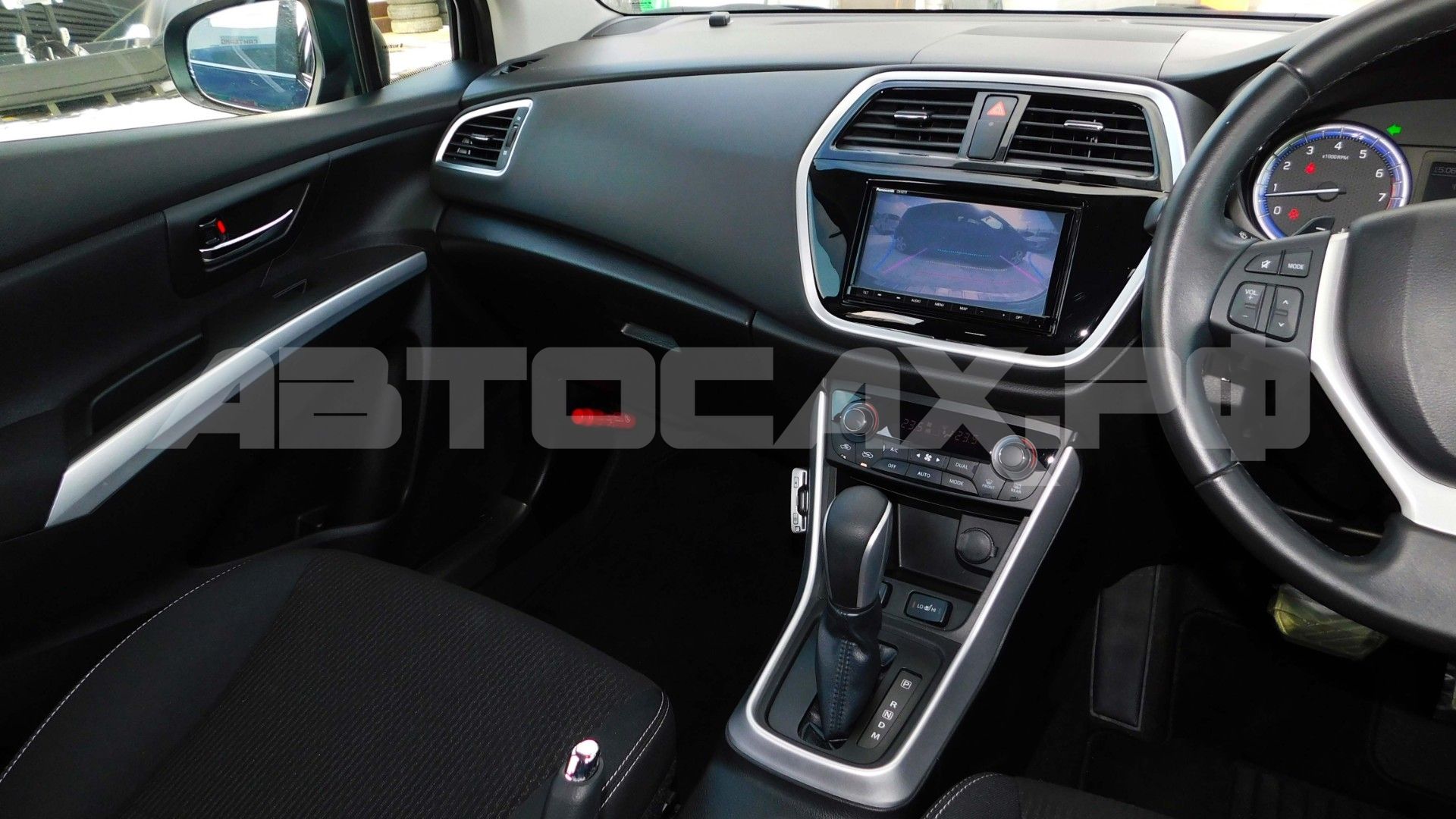 Suzuki SX-4 Cross 2020, Кроссовер — фото 35