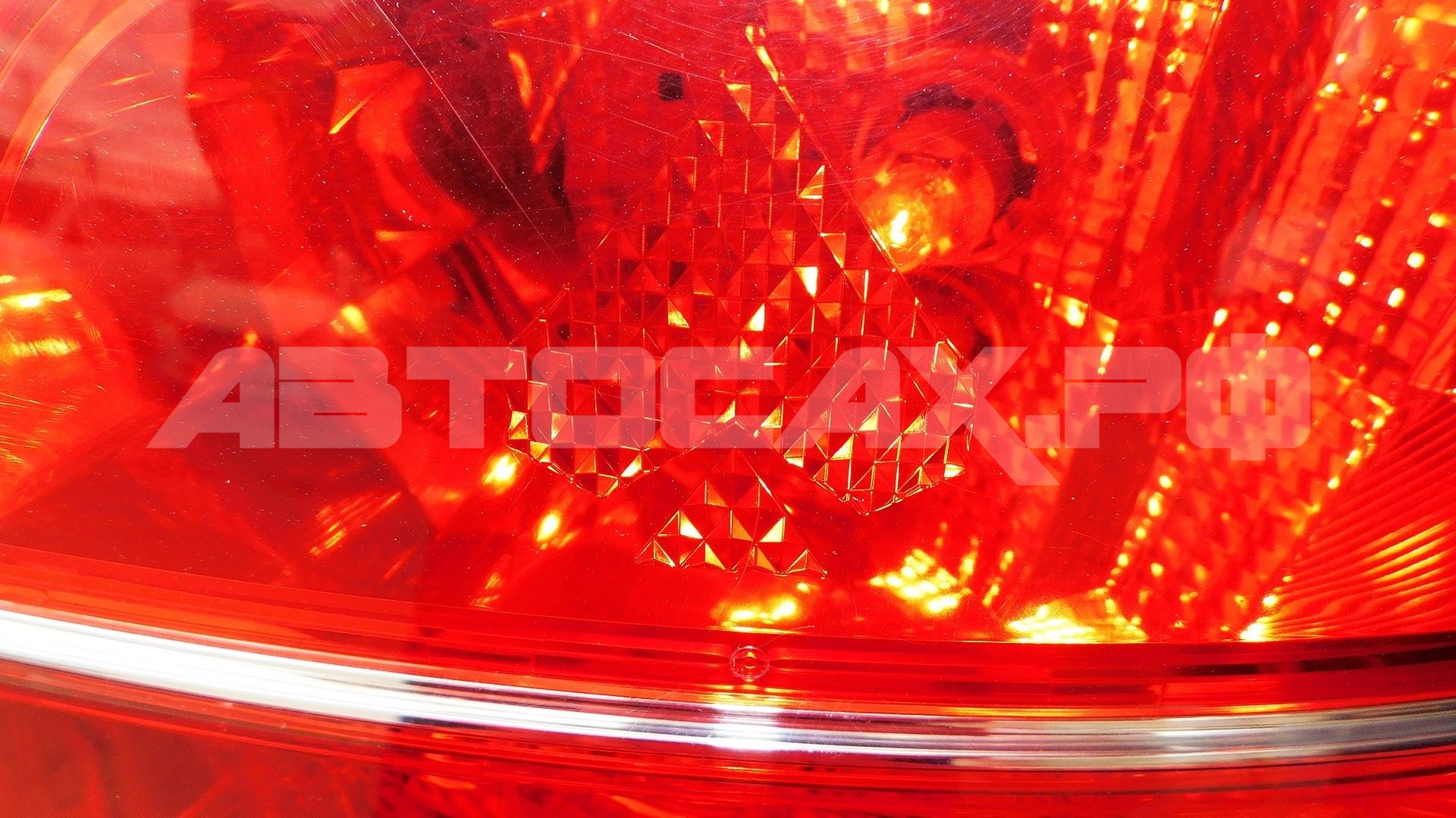 Toyota Spade 2015, Хэтчбек — фото 44