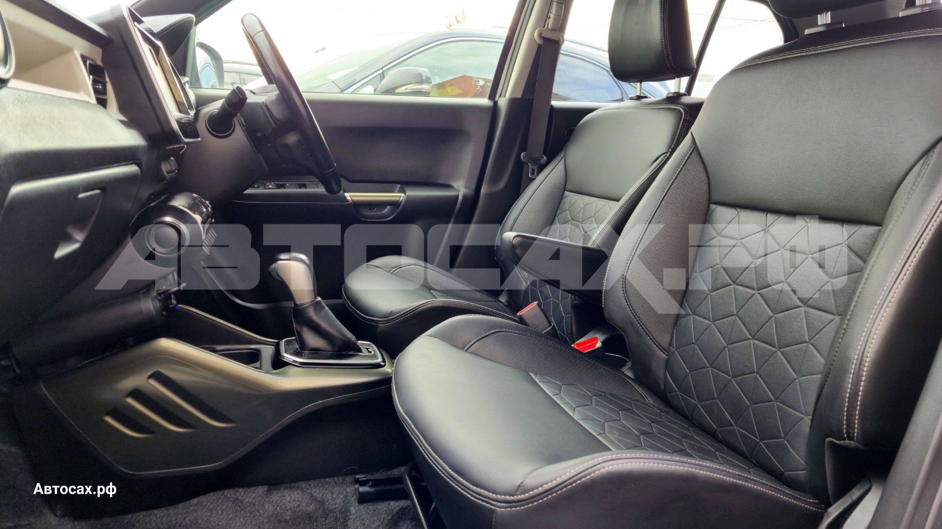 Suzuki Ignis 2022, Кроссовер — фото 9