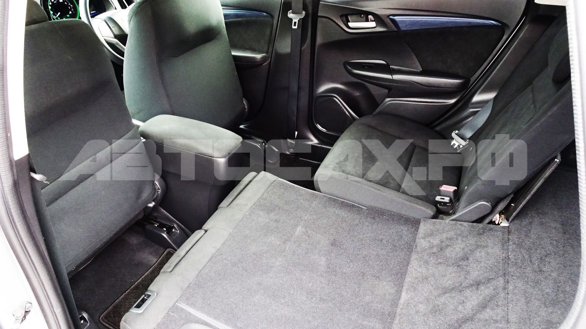 Honda Shuttle 2017, Универсал — фото 12