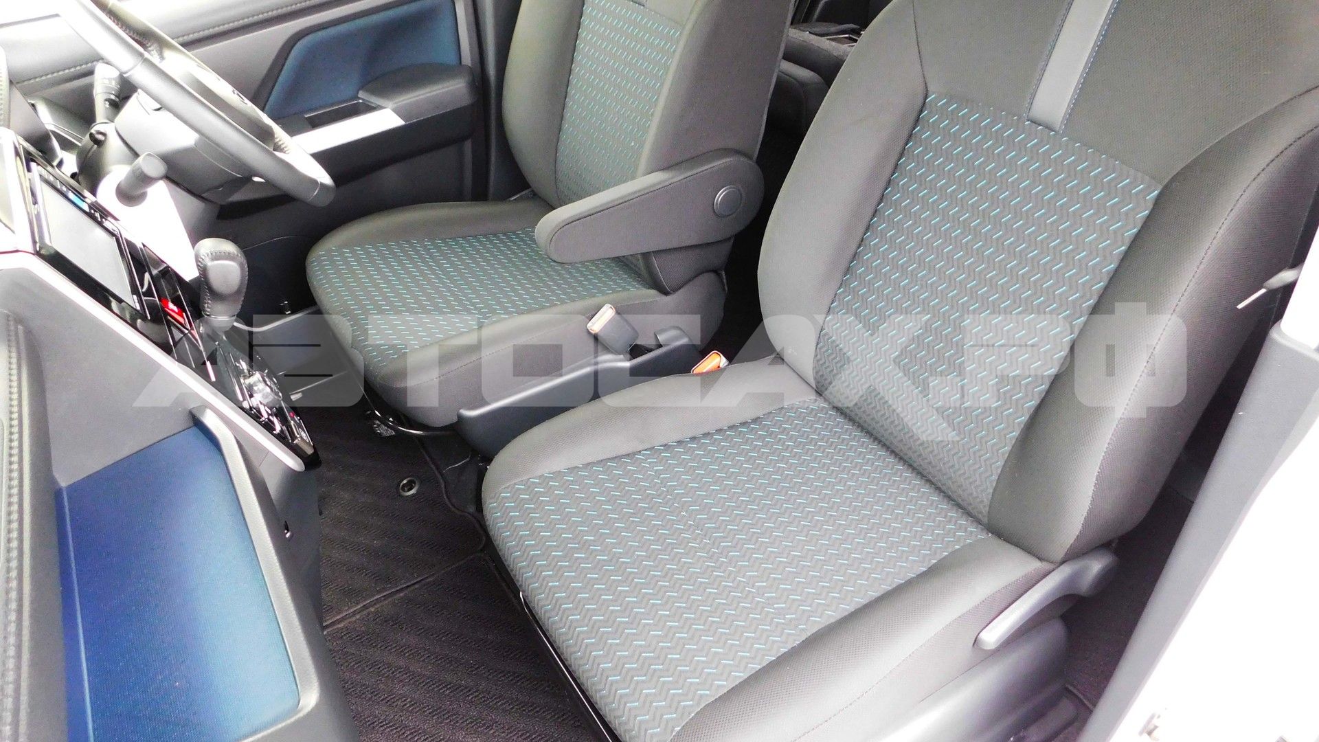 Toyota Roomy 2024, Минивэн — фото 19