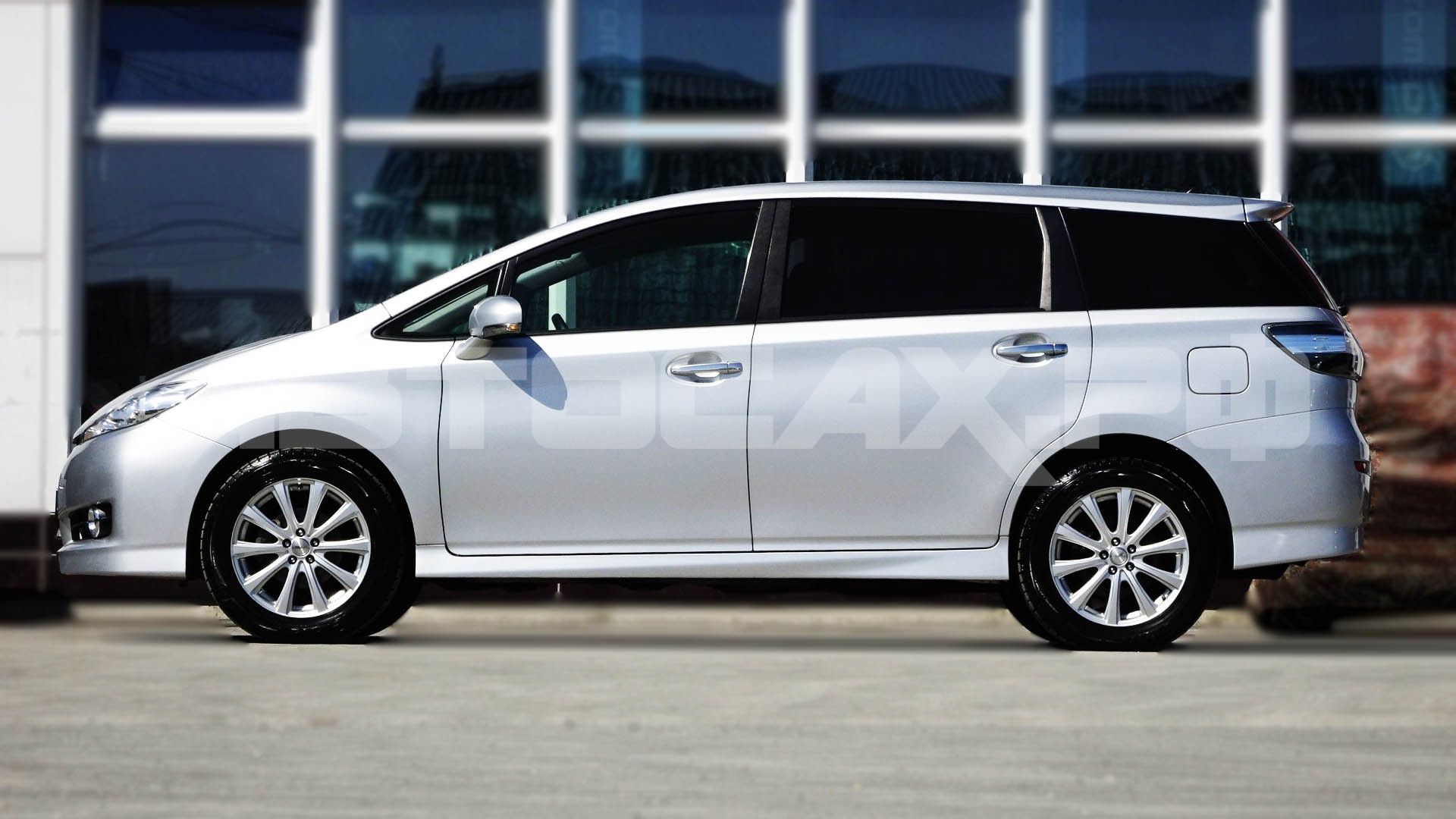 Toyota Wish 2016, Минивэн — фото 6
