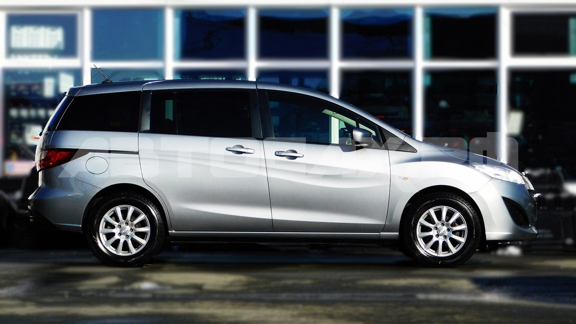 Mazda Premacy 2017, Минивэн — фото 7