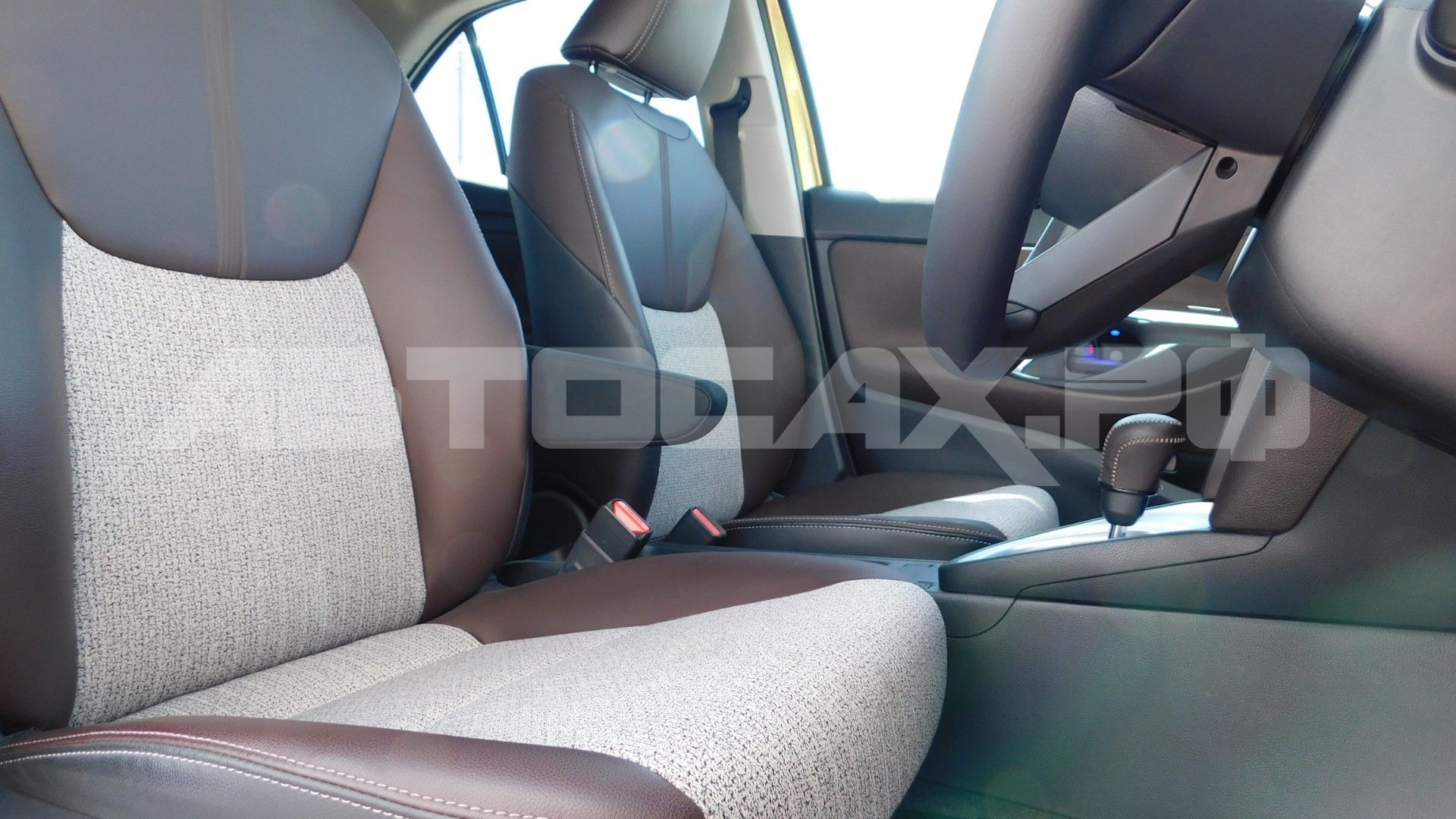 Toyota Yaris Cross — фото 9