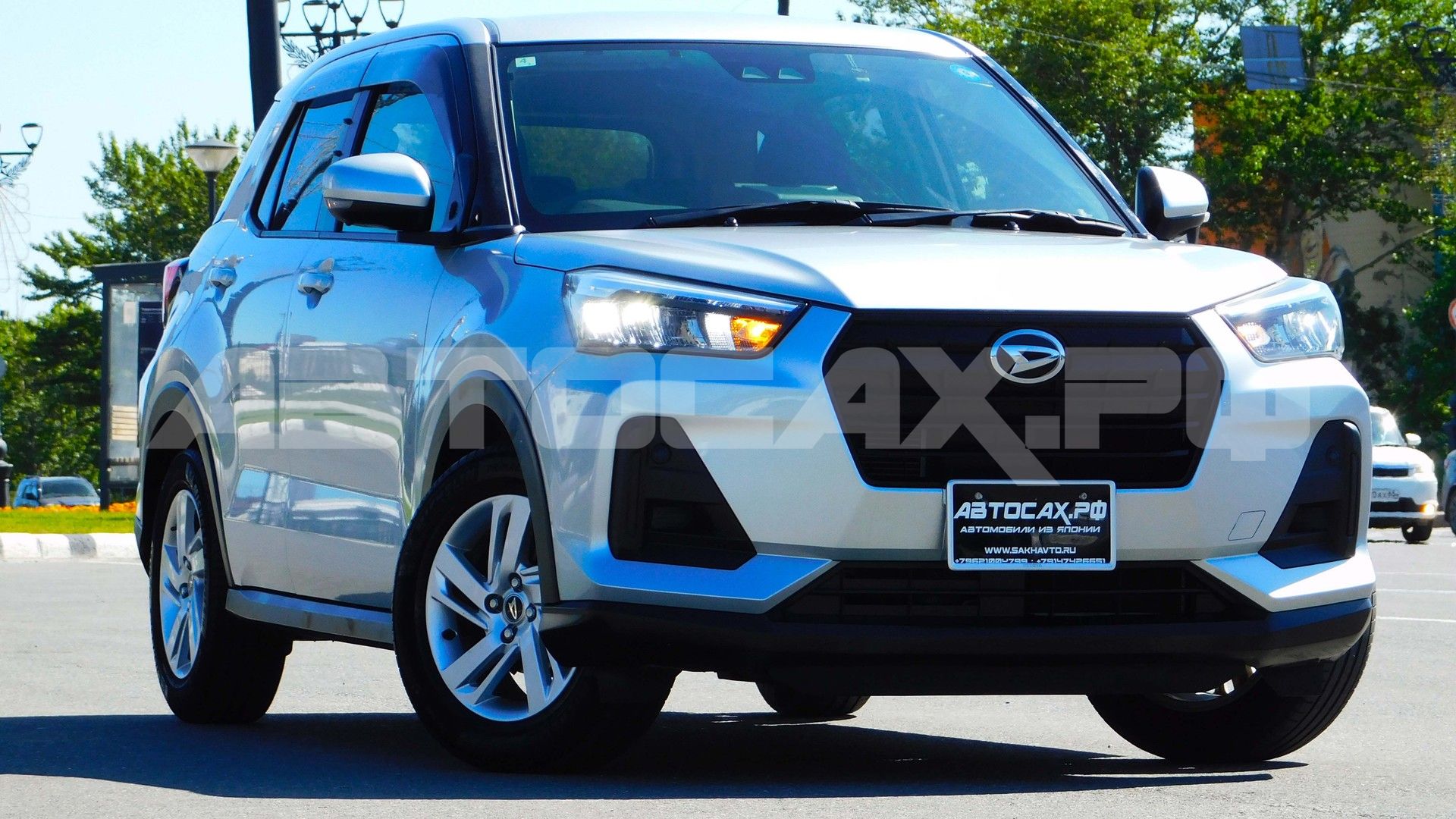 Daihatsu Rocky 2021, Кроссовер — фото 2