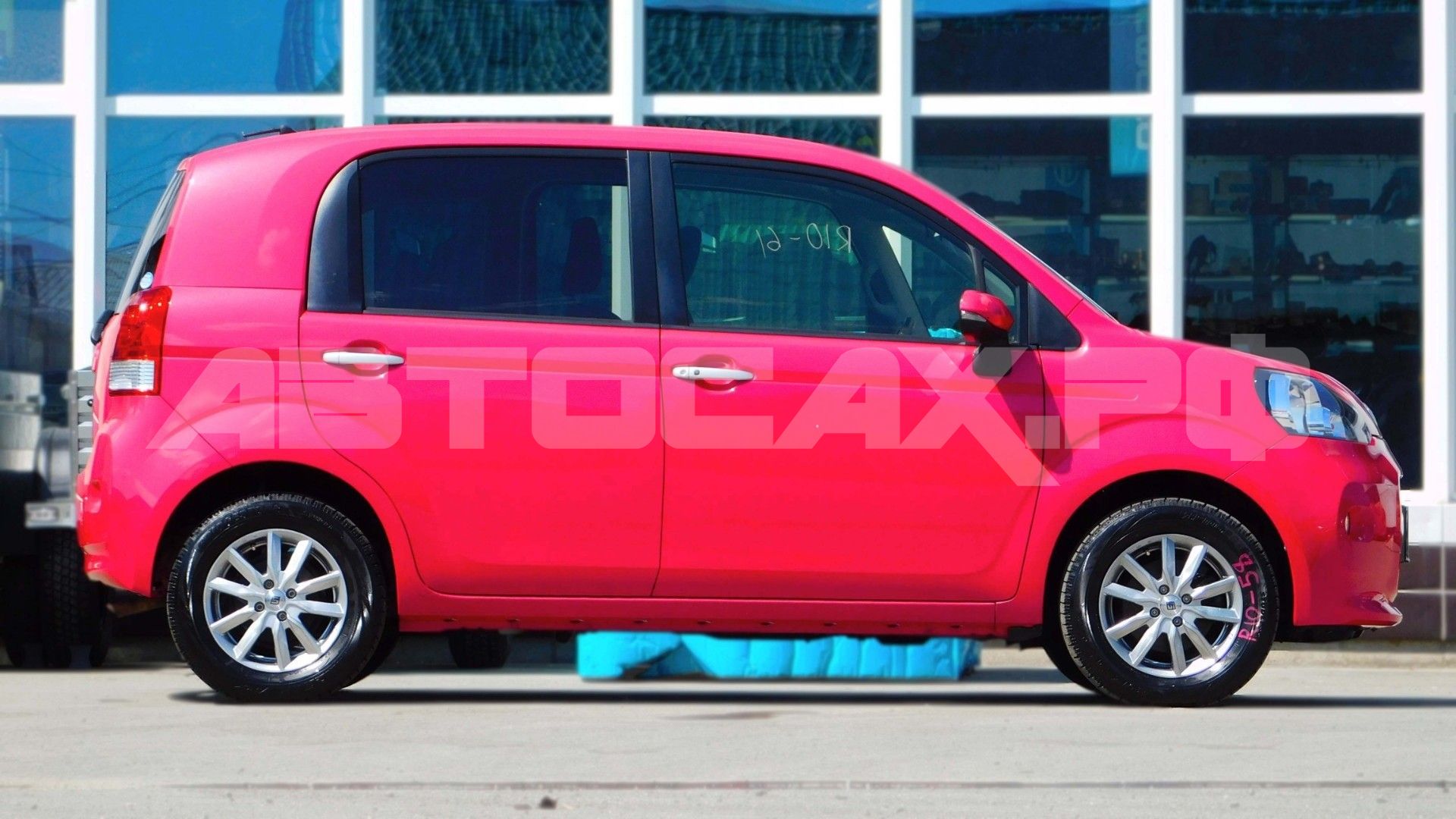 Toyota Porte 2015, Хэтчбек — фото 4