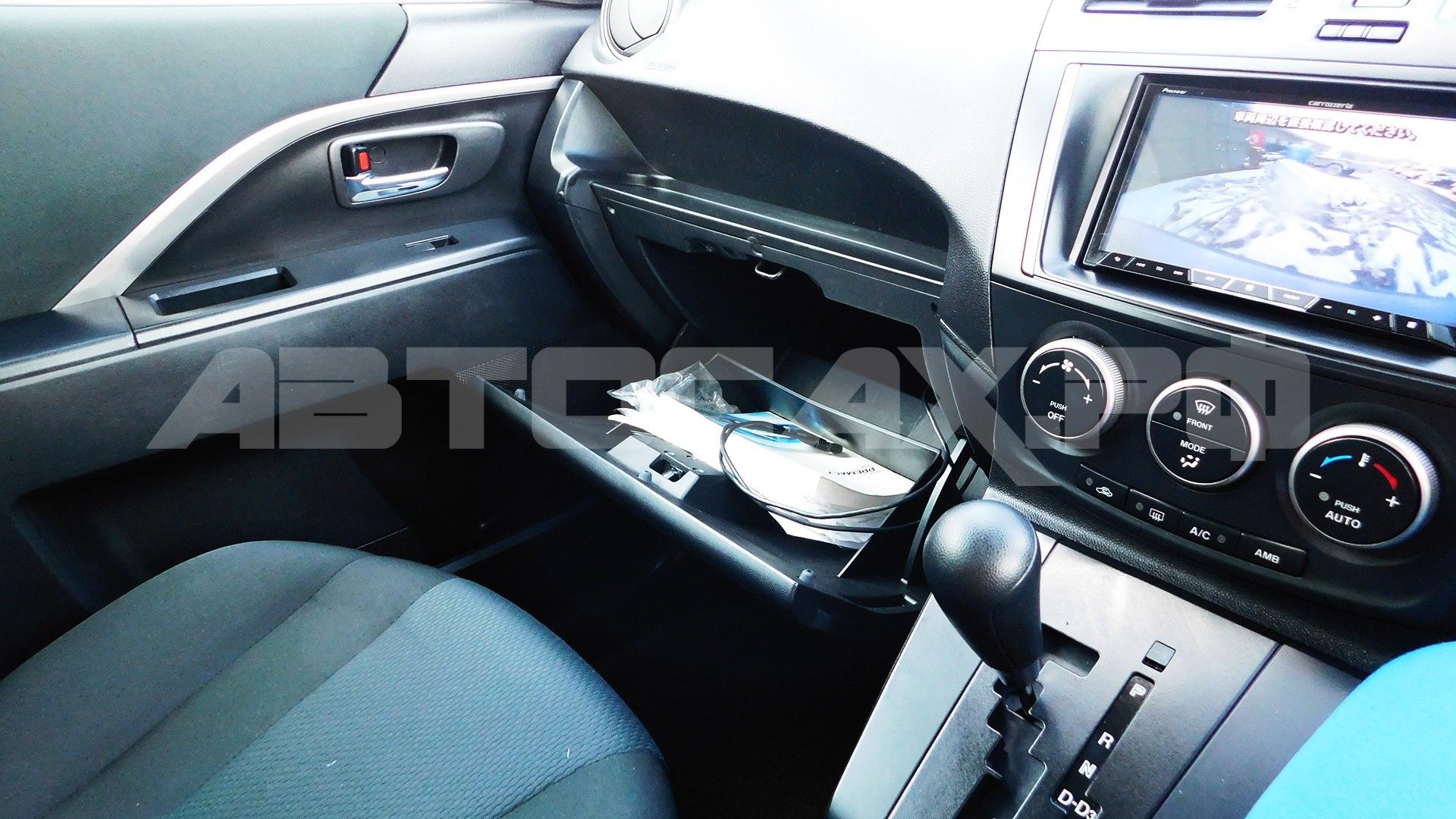 Mazda Premacy 2017, Минивэн — фото 13