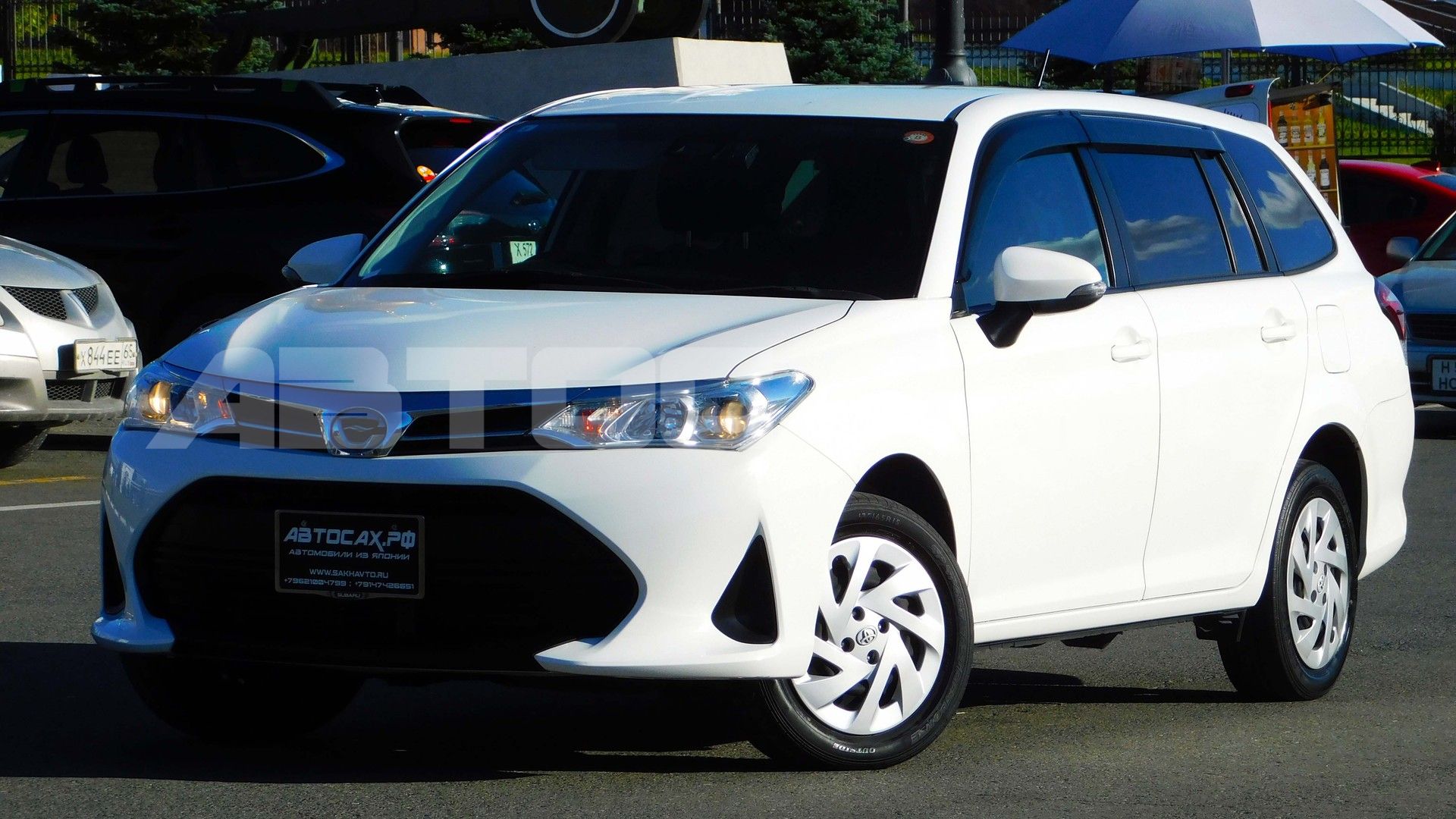 Toyota Corolla Fielder 2022, Универсал — фото 3