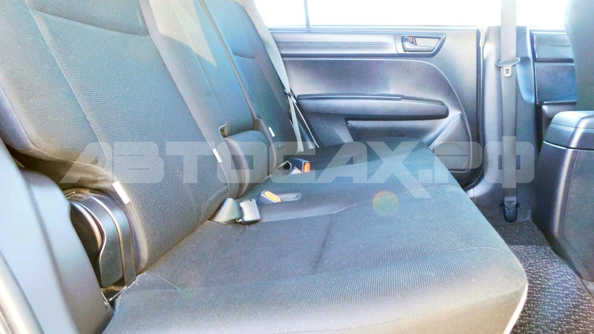 Toyota Corolla Fielder 2022, Универсал — фото 21