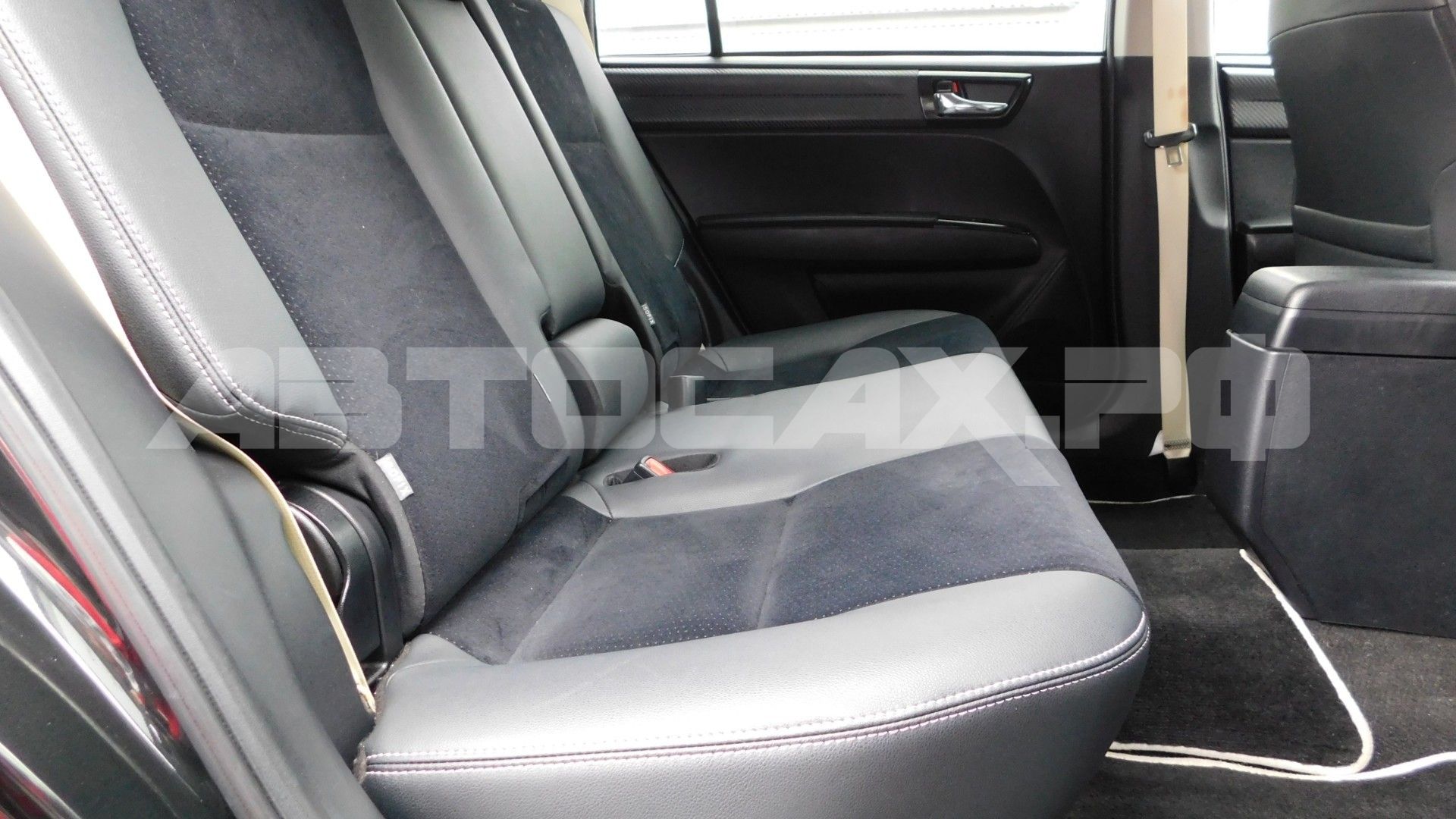 Toyota Corolla Fielder 2015, Универсал — фото 13