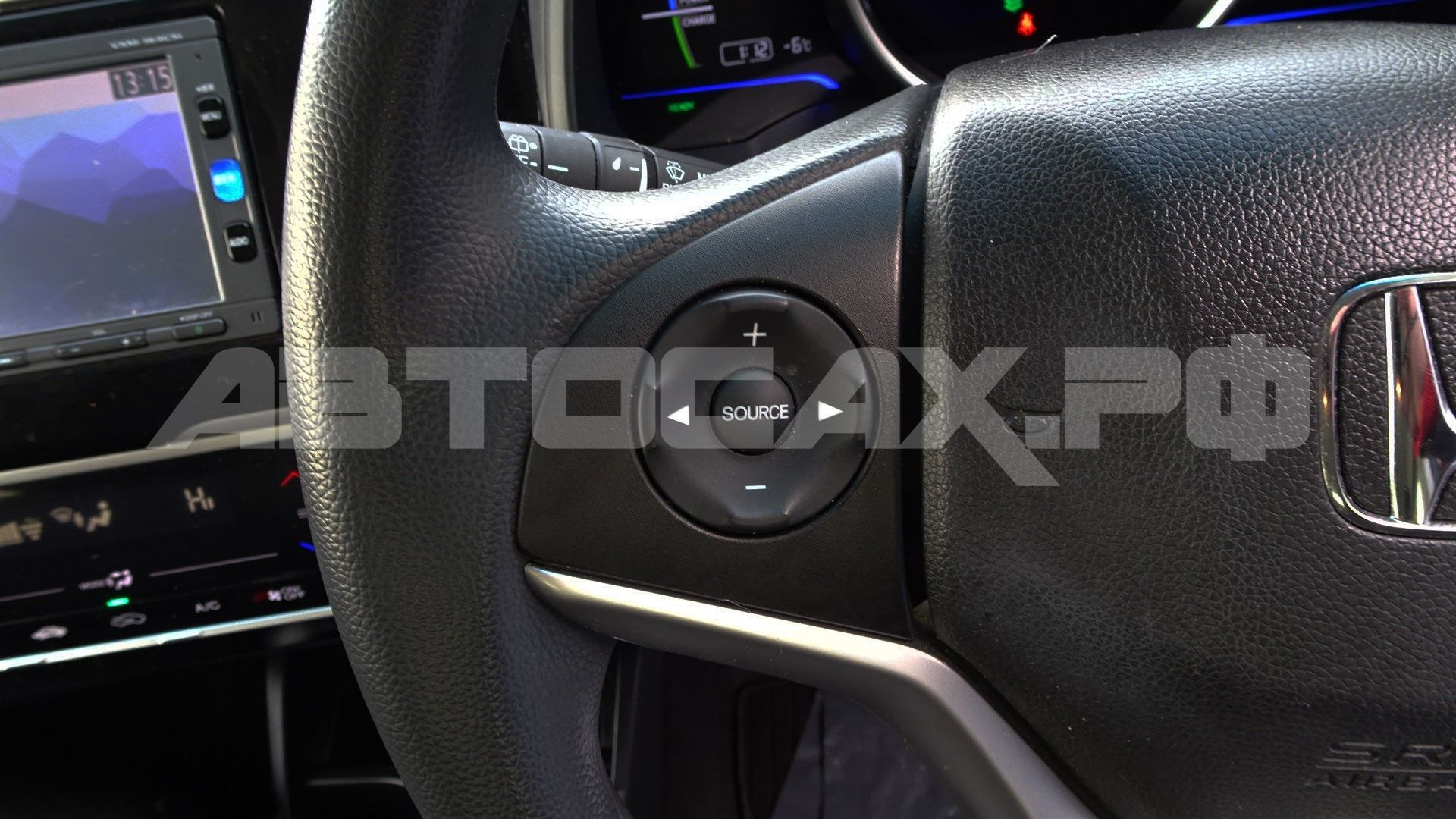 Honda Fit 2016, Хэтчбек — фото 14