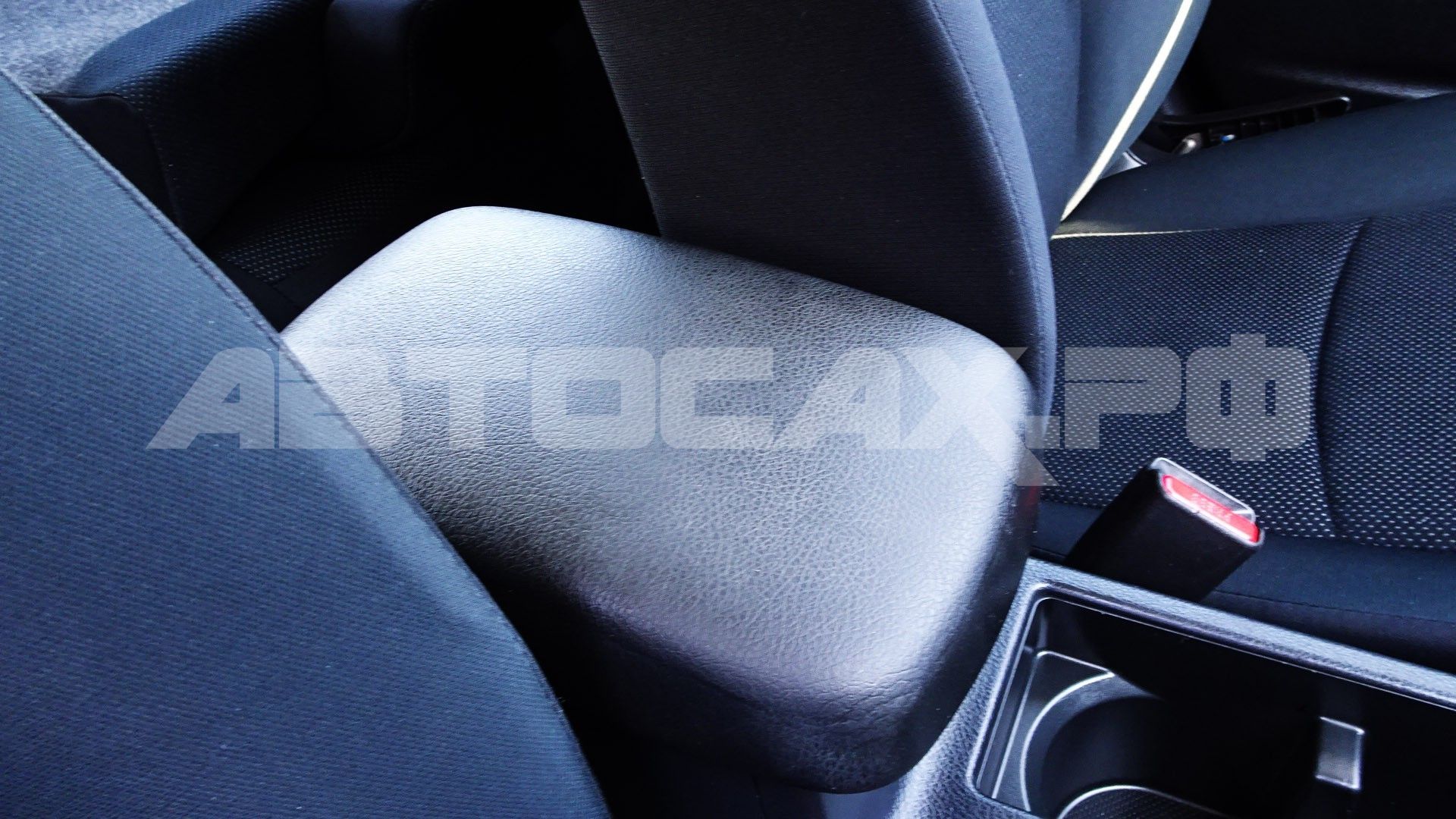 Subaru Impreza G4 2016, Седан — фото 32