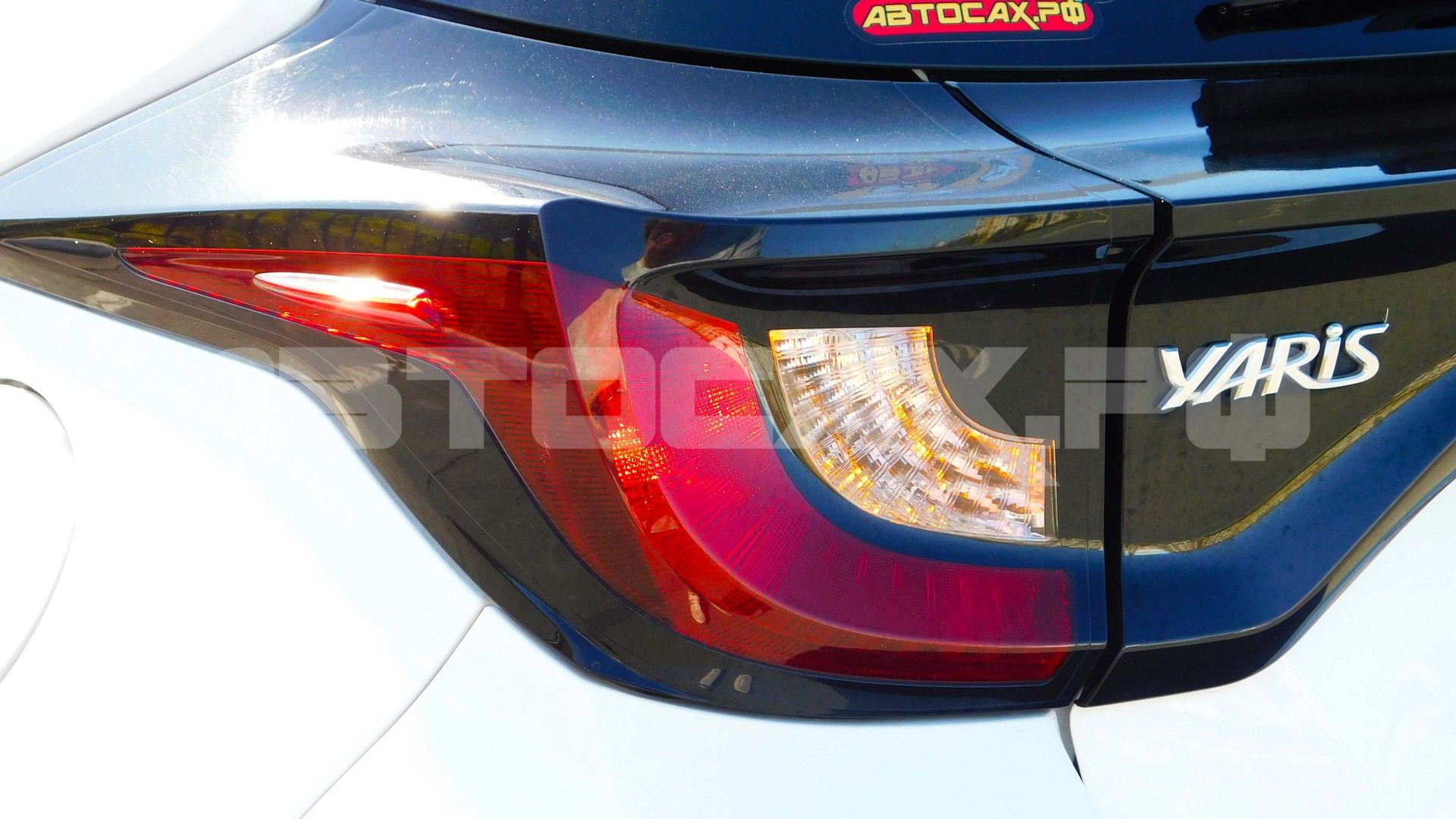 Toyota Yaris 2023, Хэтчбек — фото 40