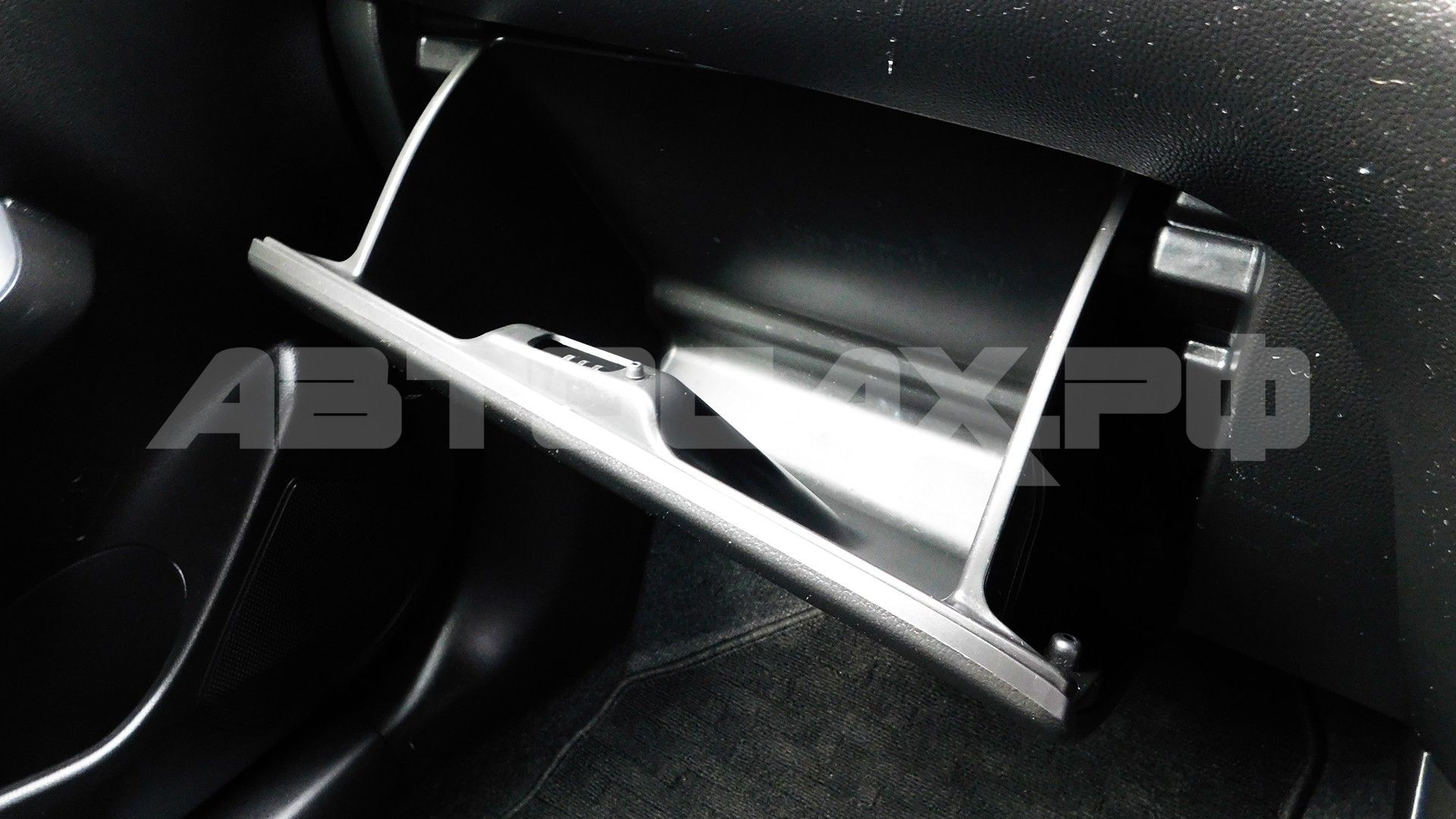 Suzuki Swift 2022, Хэтчбек — фото 30