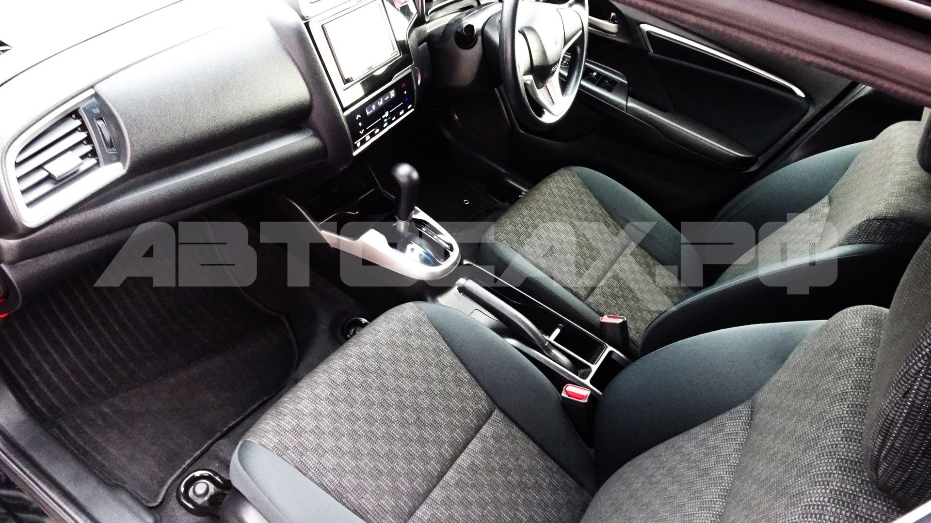 Honda Fit 2017, Хэтчбек — фото 13