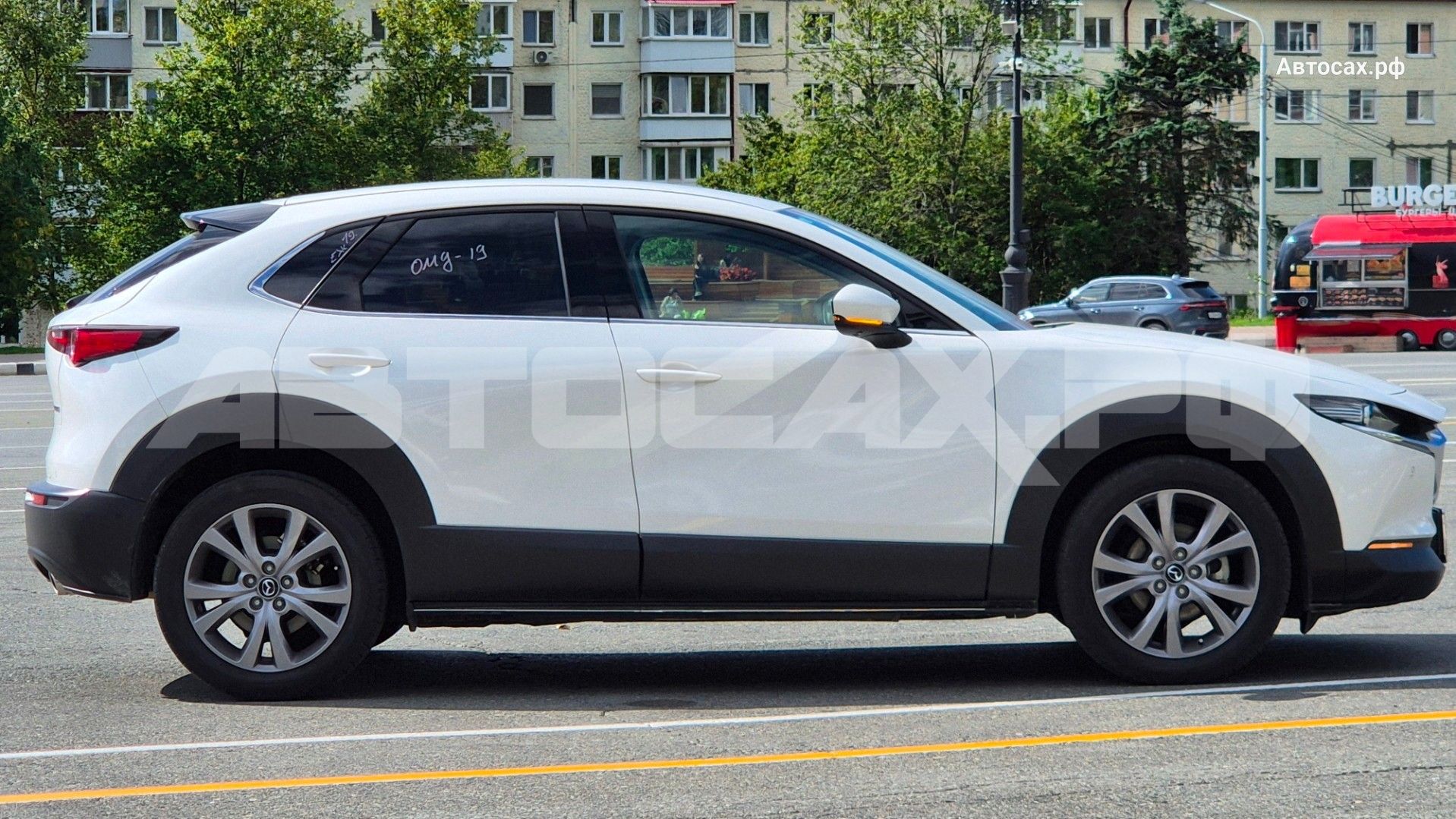 Mazda CX-30 — фото 10