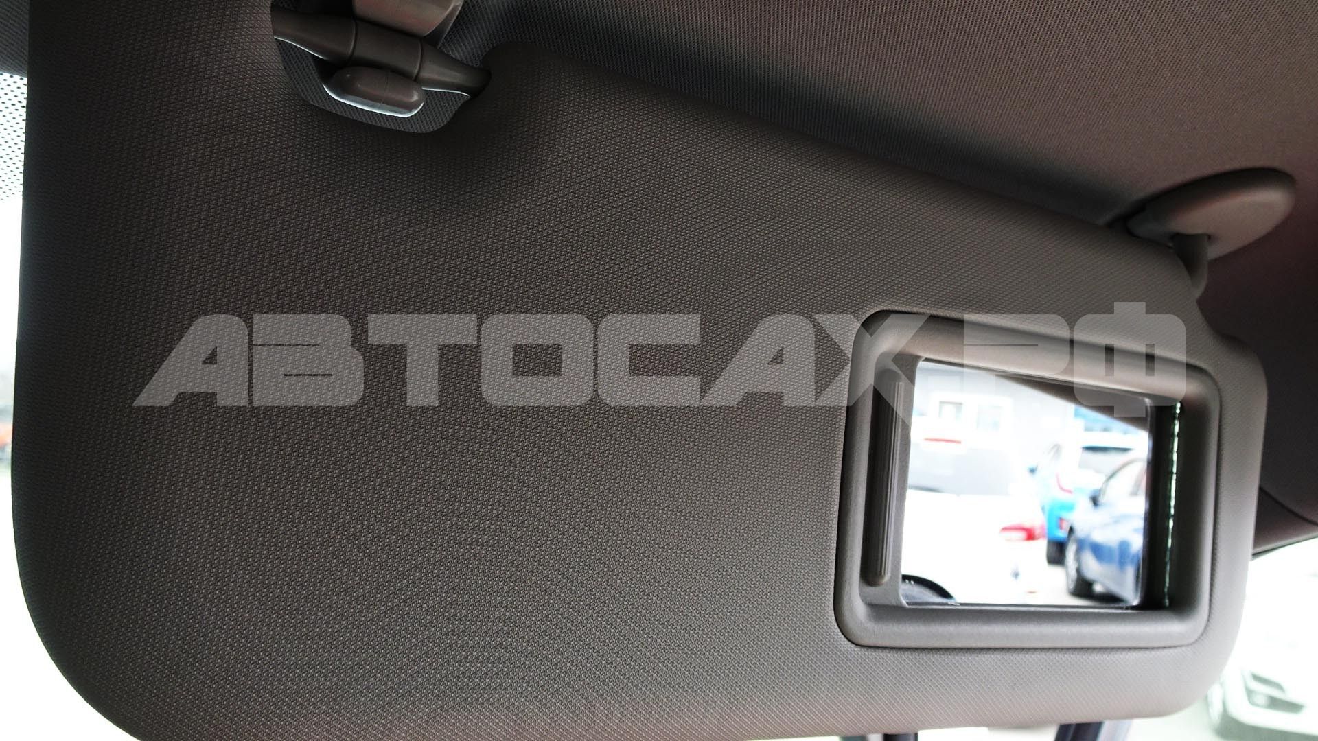 Toyota Wish 2016, Минивэн — фото 24