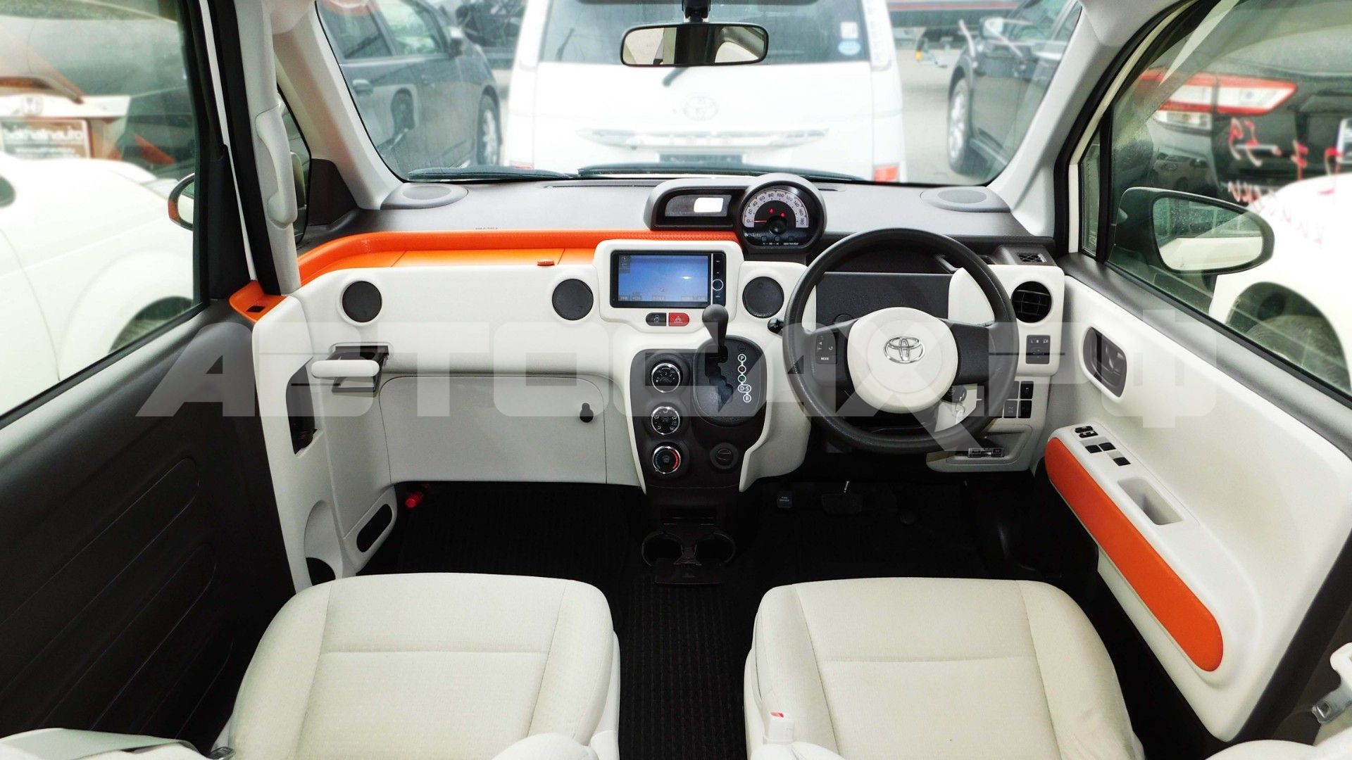 Toyota Porte 2016, Хэтчбек — фото 12
