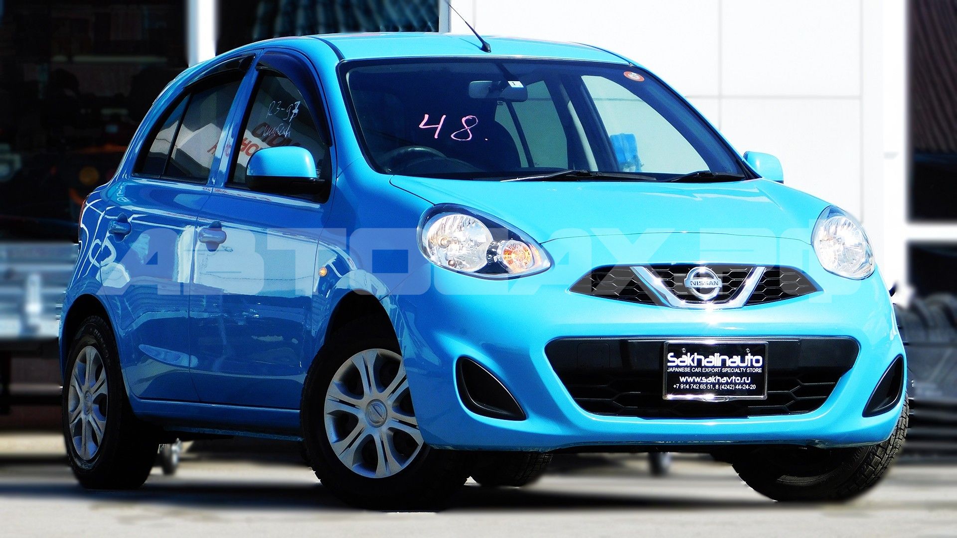 Nissan March