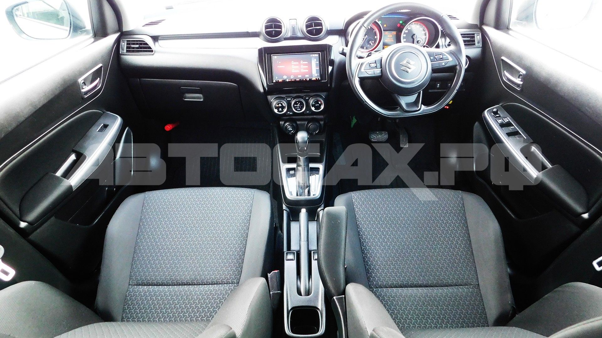 Suzuki Swift 2022, Хэтчбек — фото 11