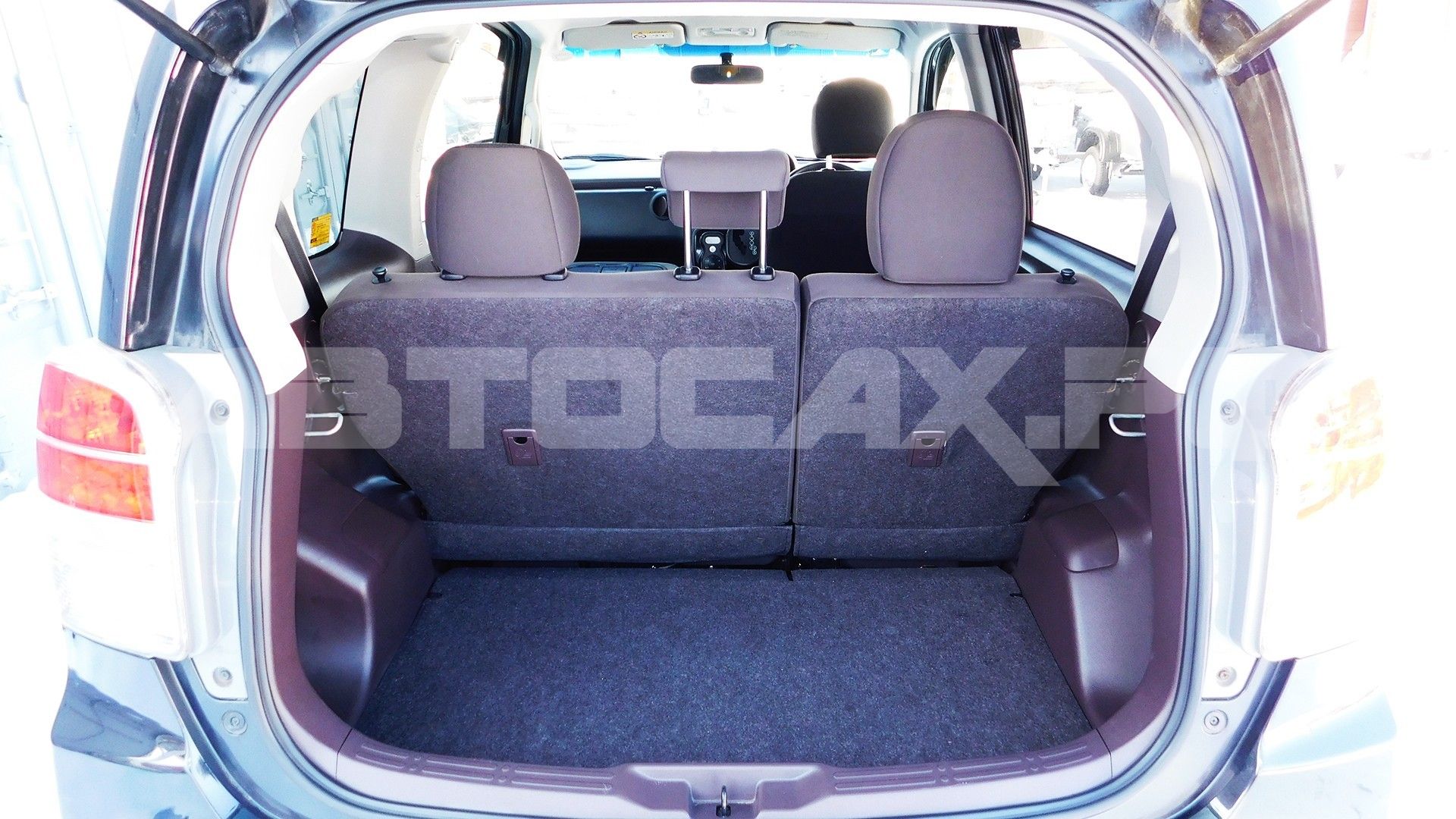 Toyota Spade 2018, Хэтчбек — фото 17