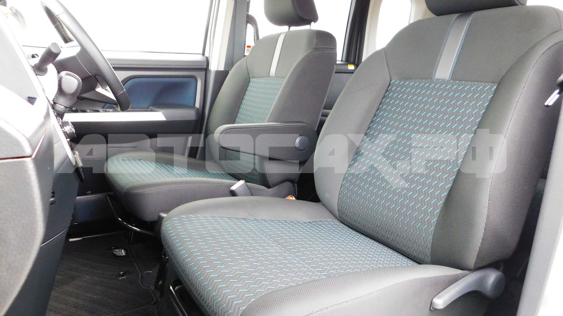 Toyota Roomy 2024, Минивэн — фото 20