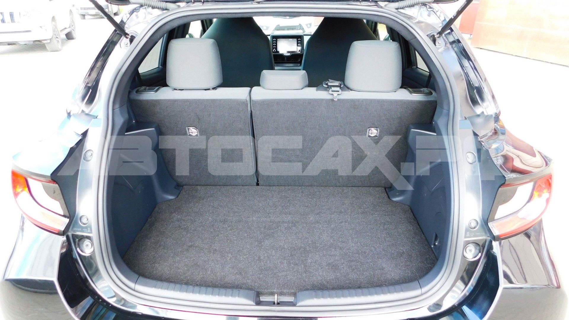 Toyota Yaris 2022, Хэтчбек — фото 22
