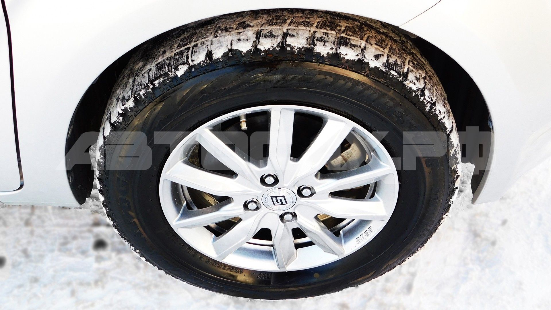 Toyota Porte 2016, Хэтчбек — фото 38