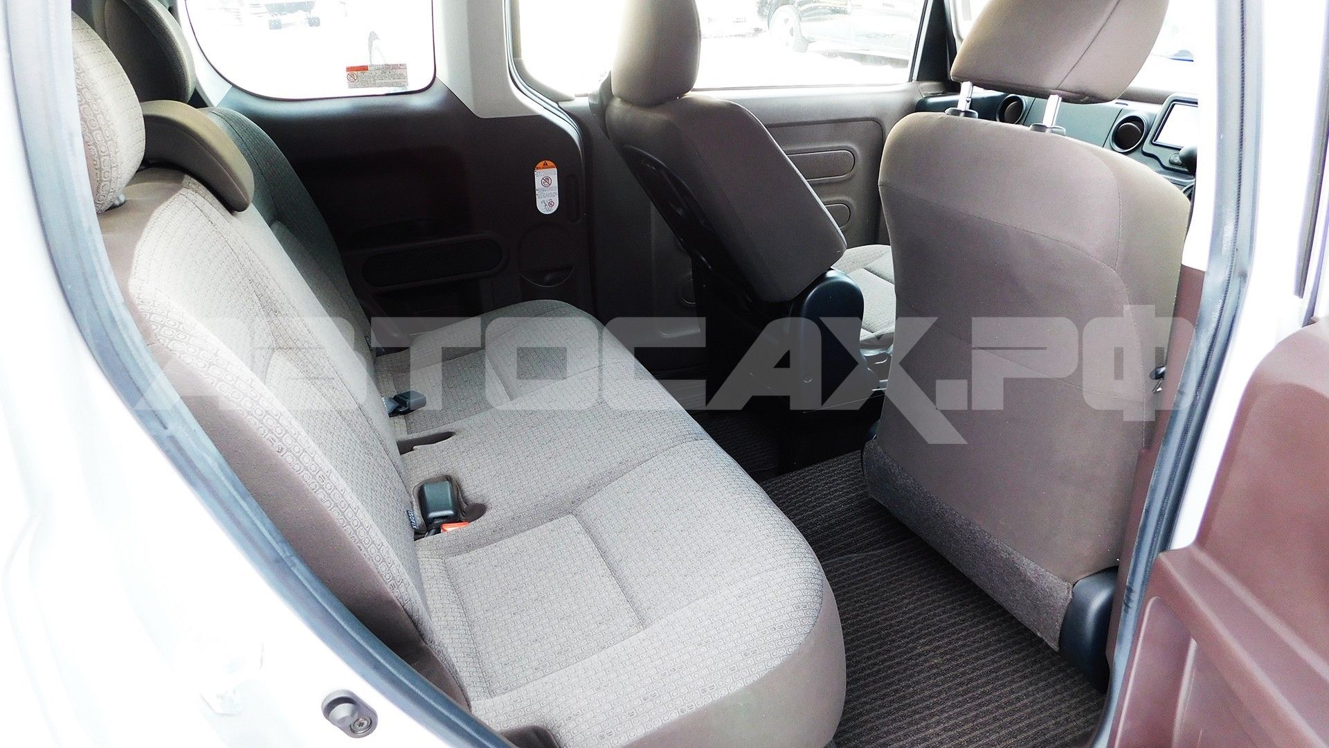 Toyota Spade 2020, Хэтчбек — фото 16