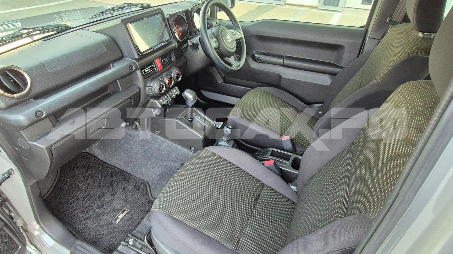 Suzuki Jimny Sierra — фото 11