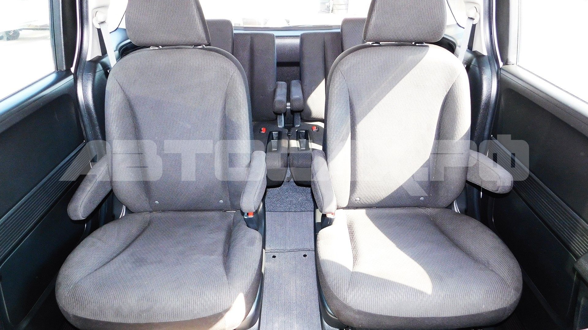 Honda Freed 2016, Минивэн — фото 20