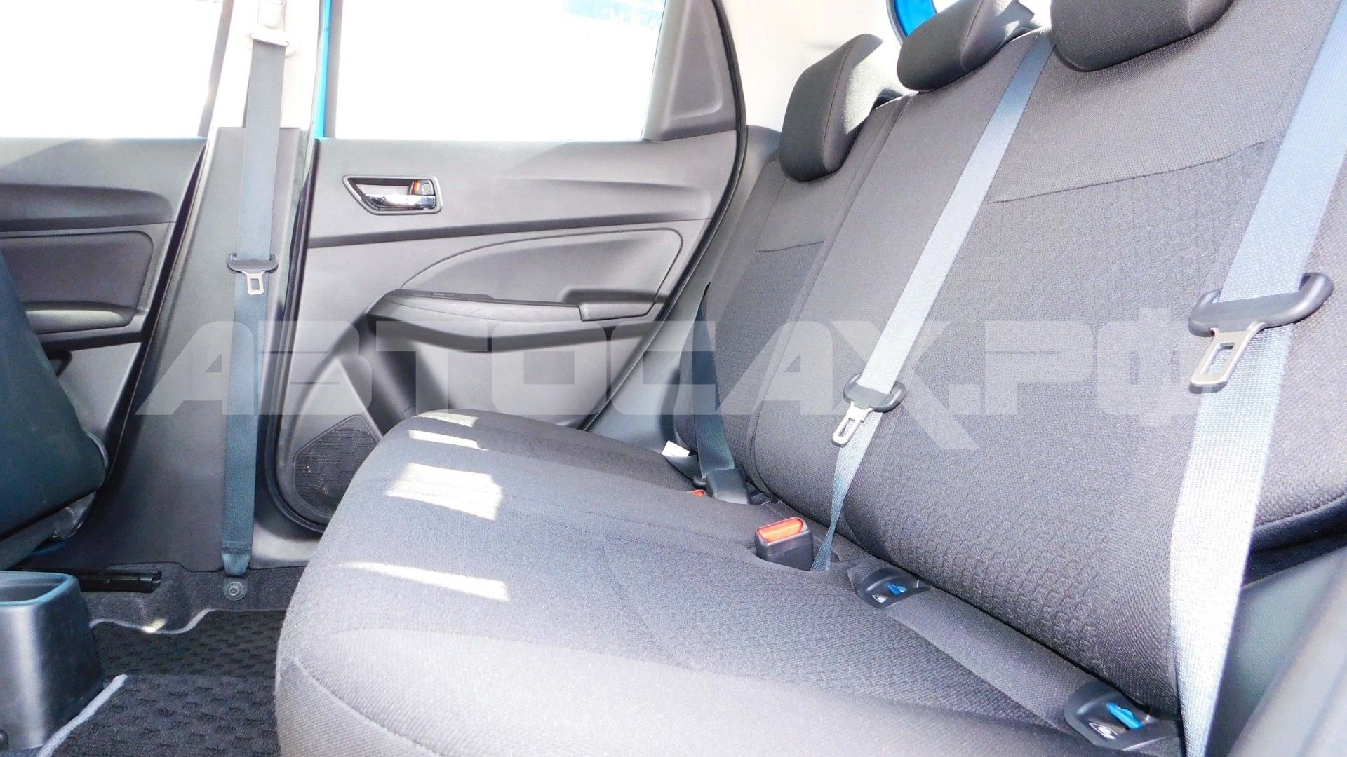 Suzuki Swift 2023, Хэтчбек — фото 35