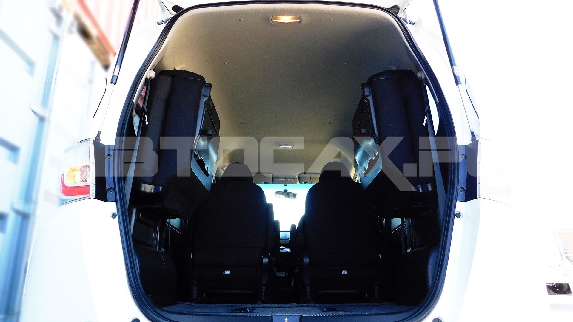 Honda Freed 2016, Минивэн — фото 41