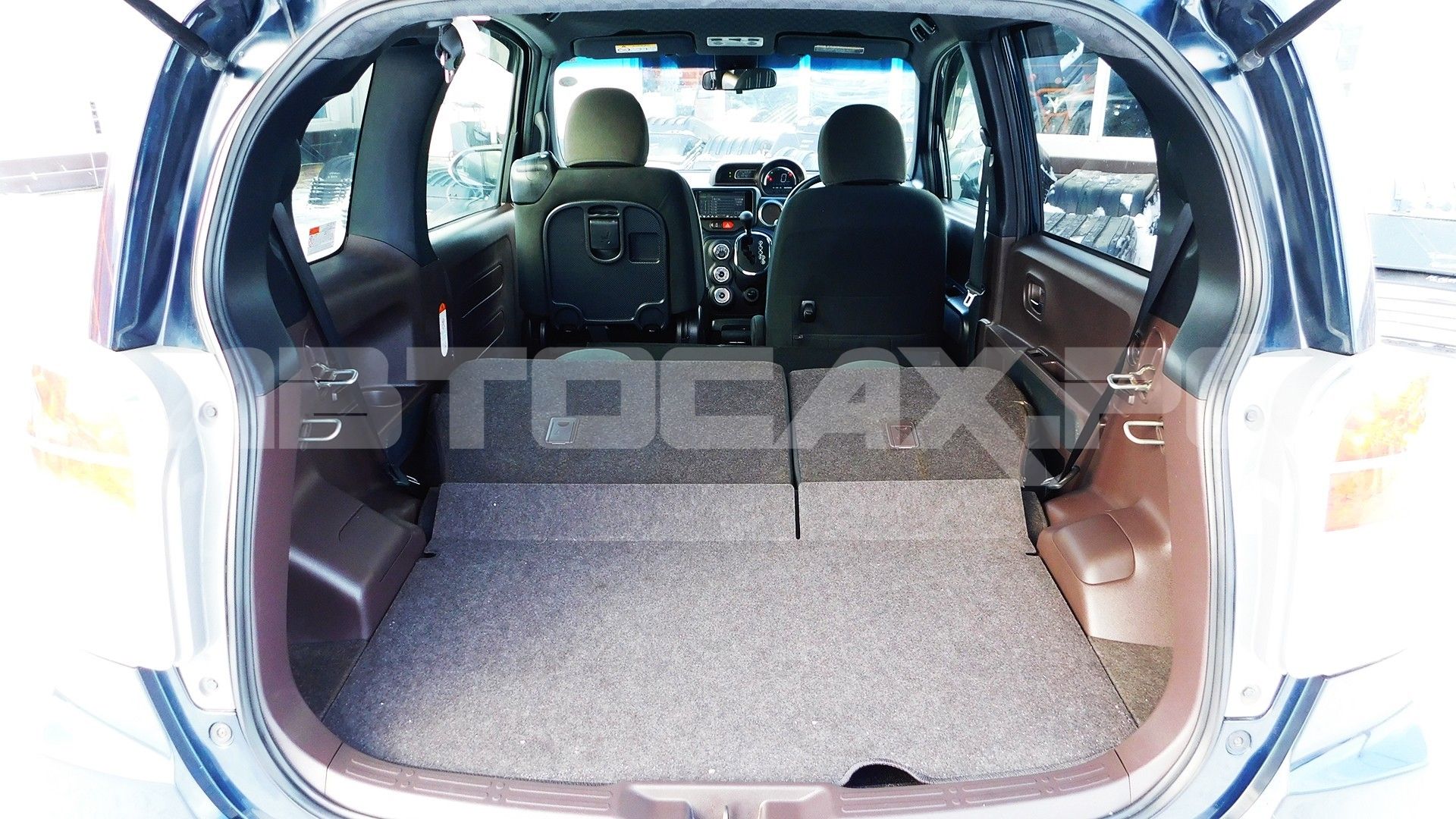Toyota Spade 2018, Хэтчбек — фото 23