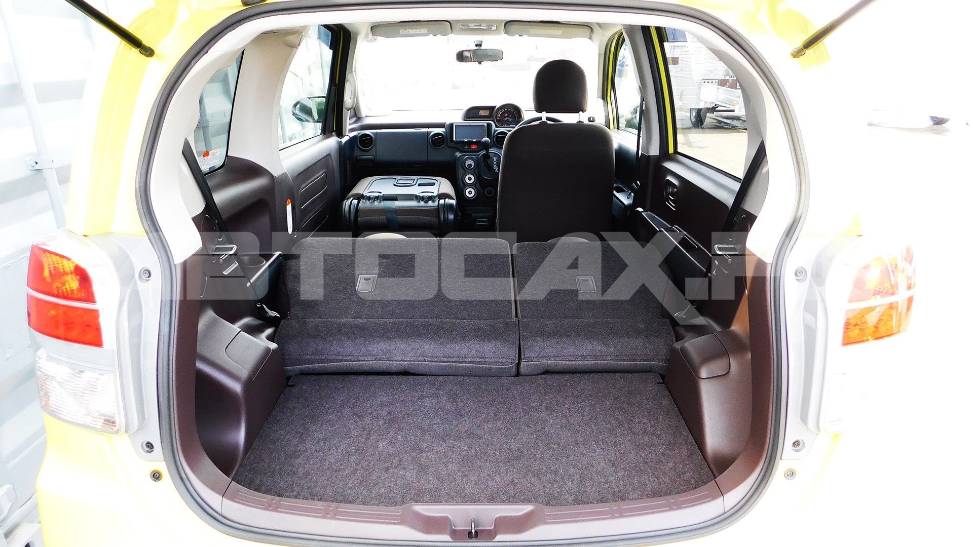 Toyota Spade 2014, Хэтчбек — фото 14