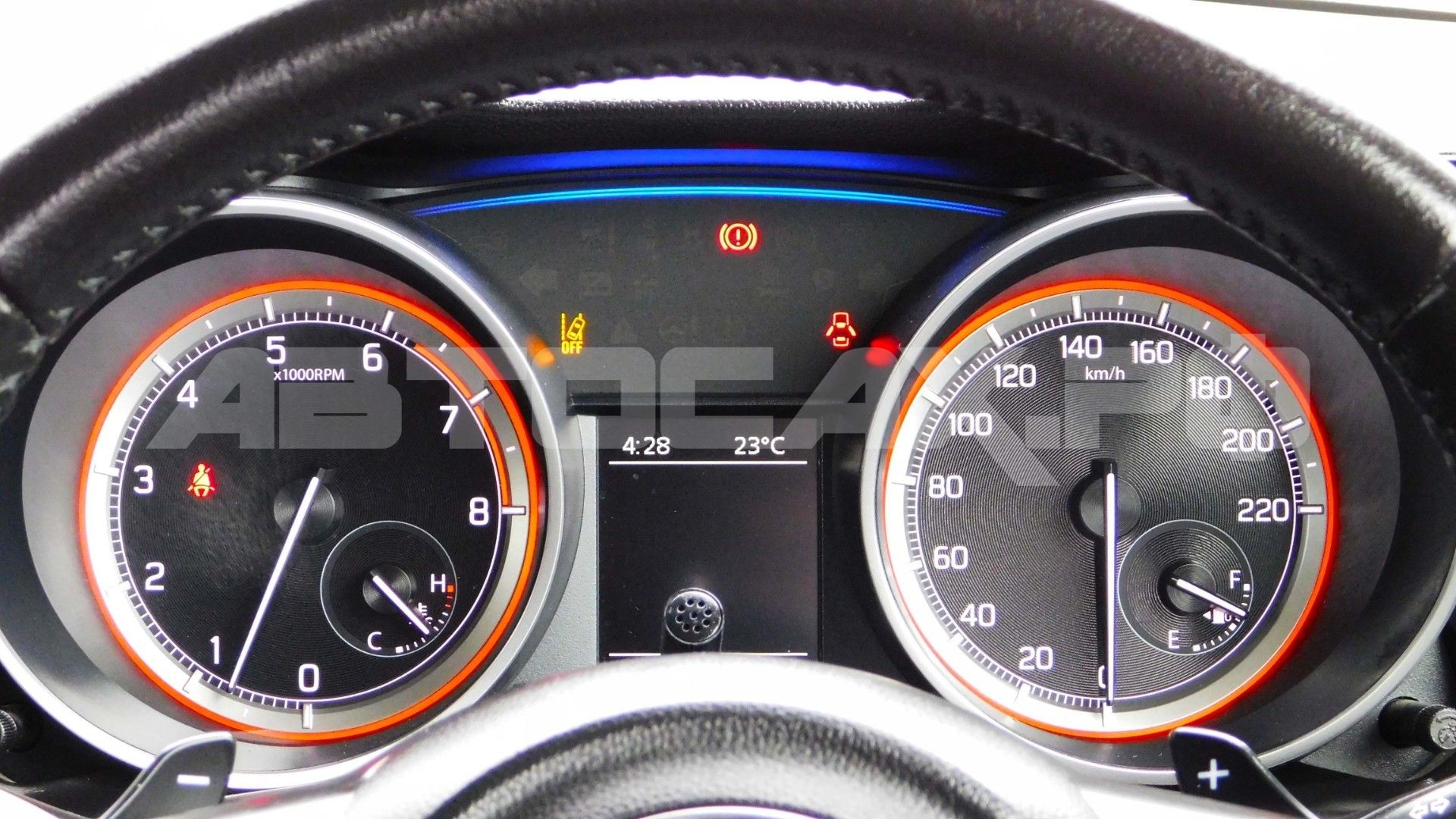 Suzuki Swift 2022, Хэтчбек — фото 27
