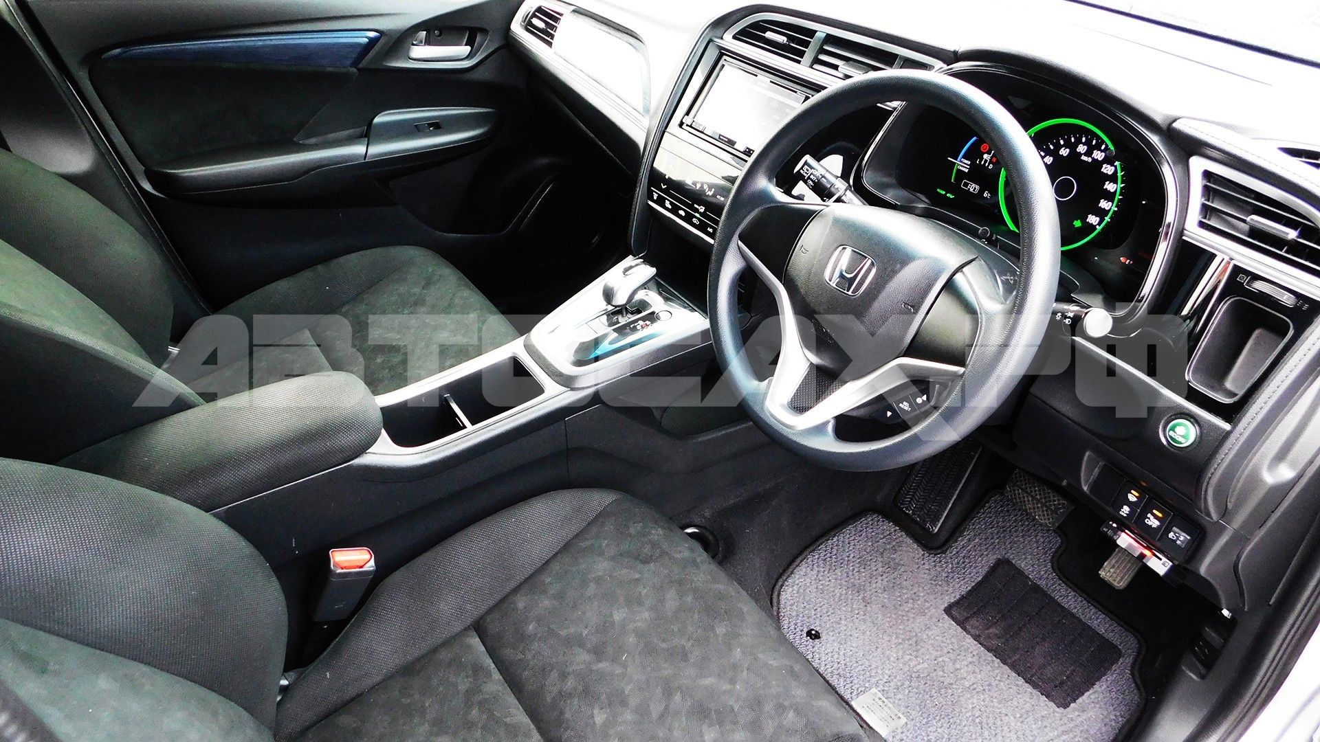 Honda Shuttle 2018, Универсал — фото 9