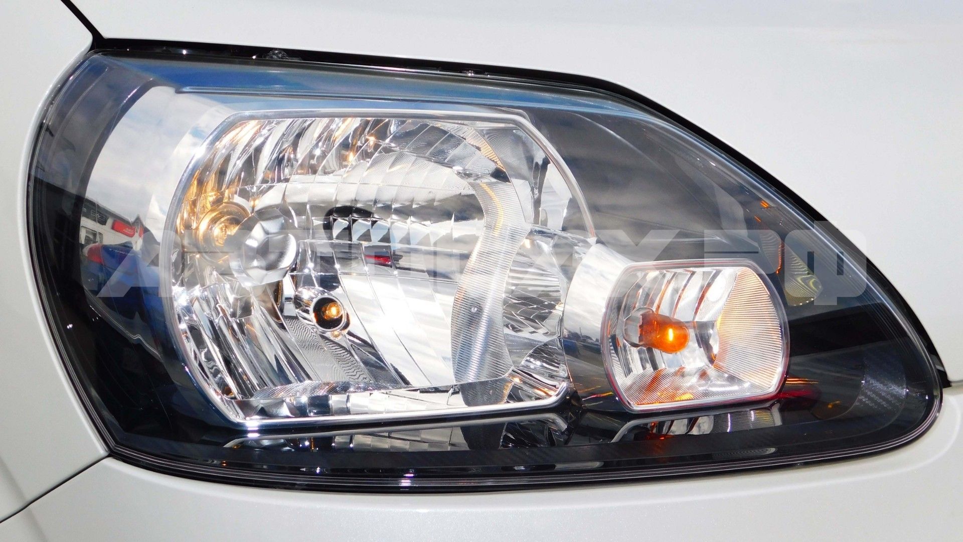 Toyota Porte 2020, Хэтчбек — фото 39