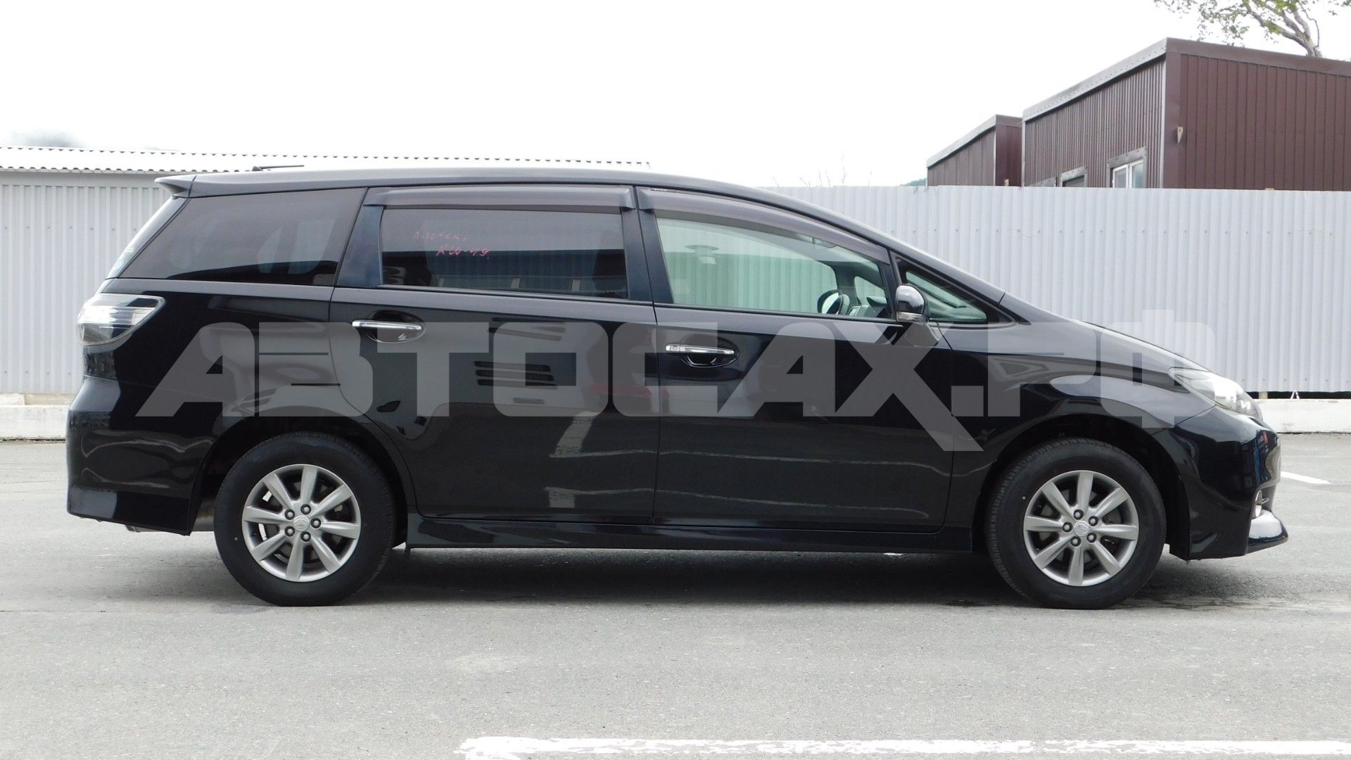 Toyota Wish 2017, Универсал — фото 7