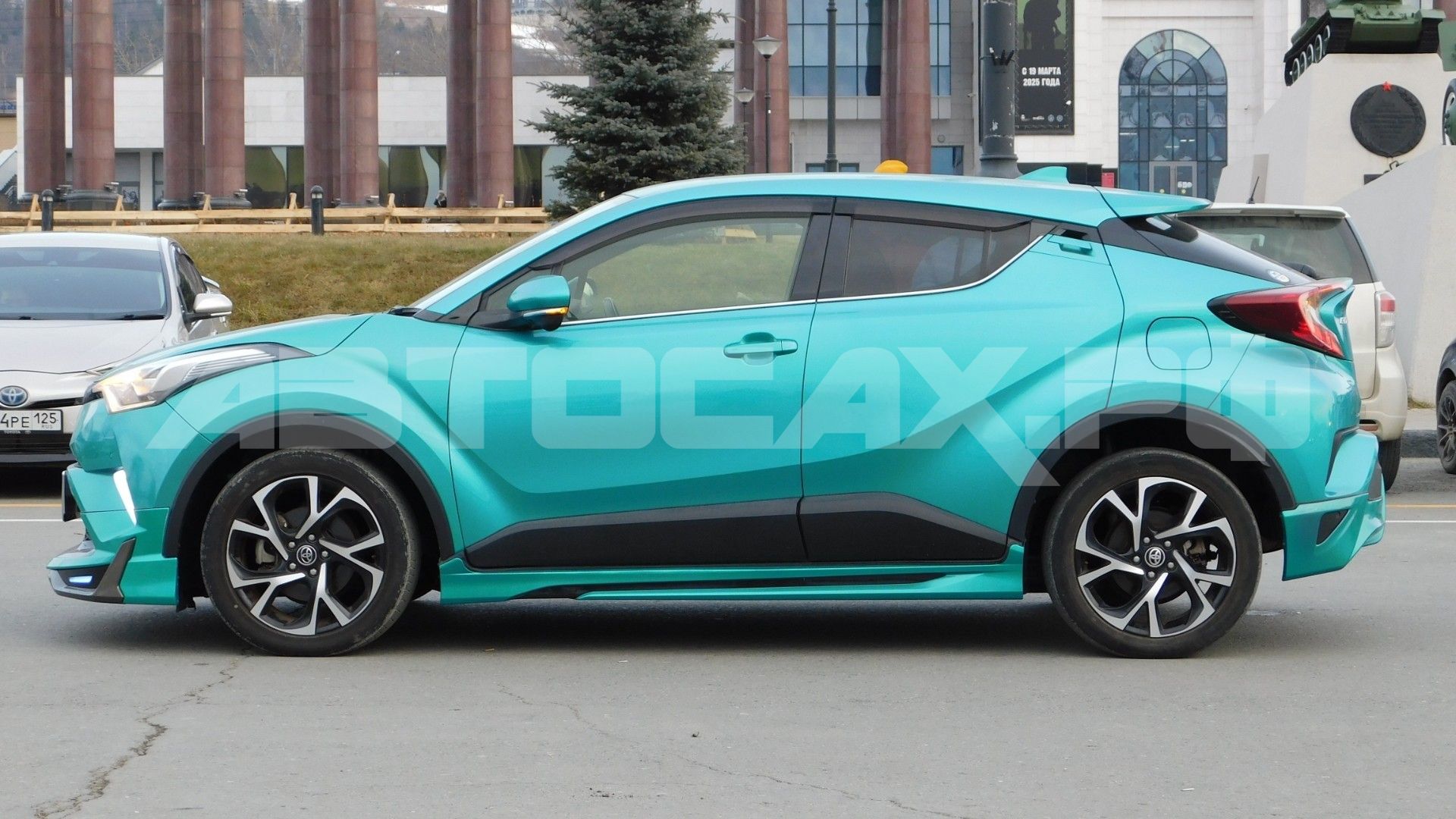 Toyota C-HR — фото 8