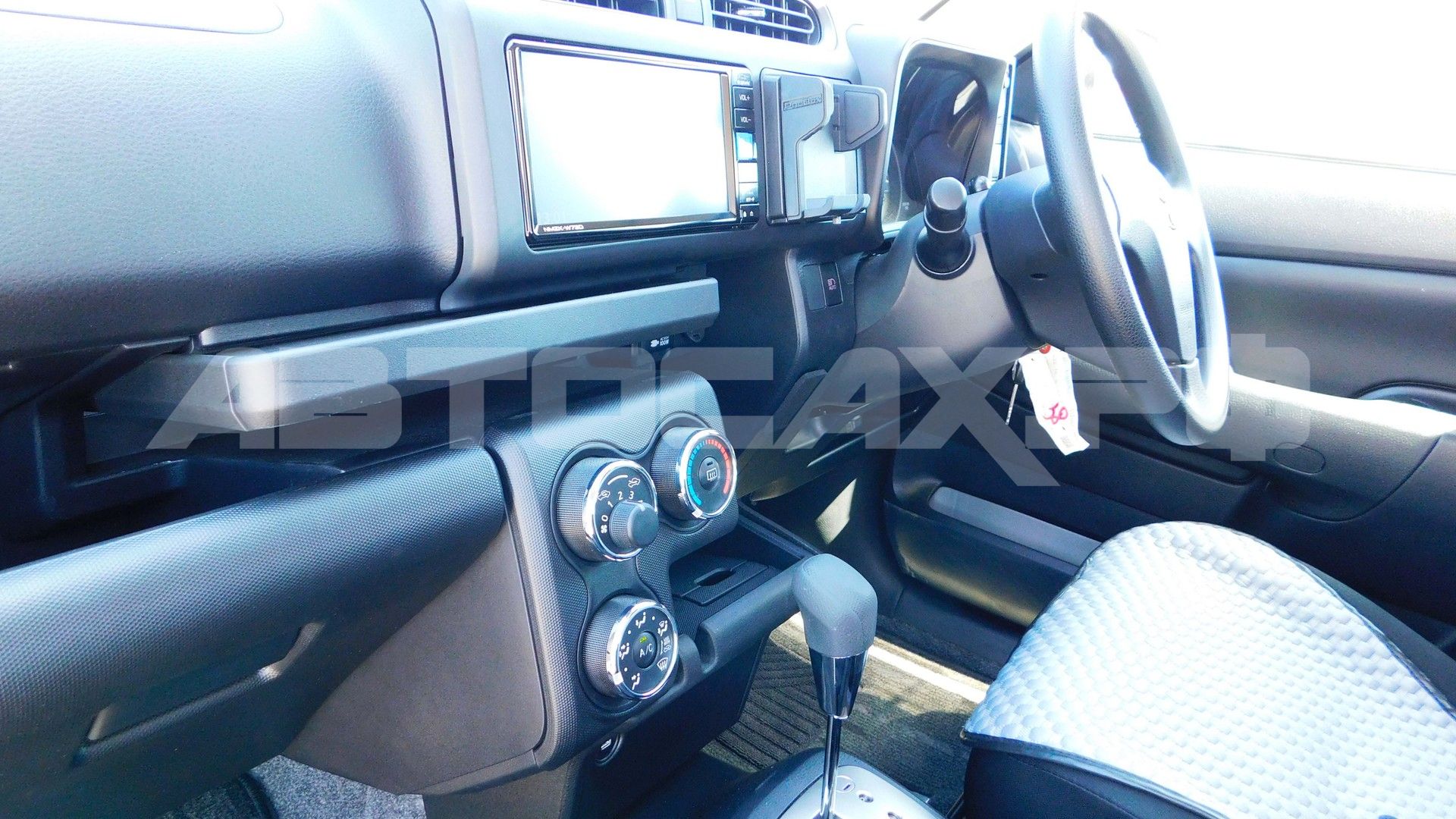 Toyota Probox 2025, Универсал — фото 46