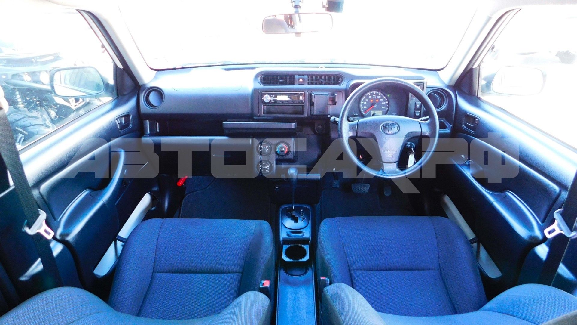 Toyota Probox 2025, Универсал — фото 11