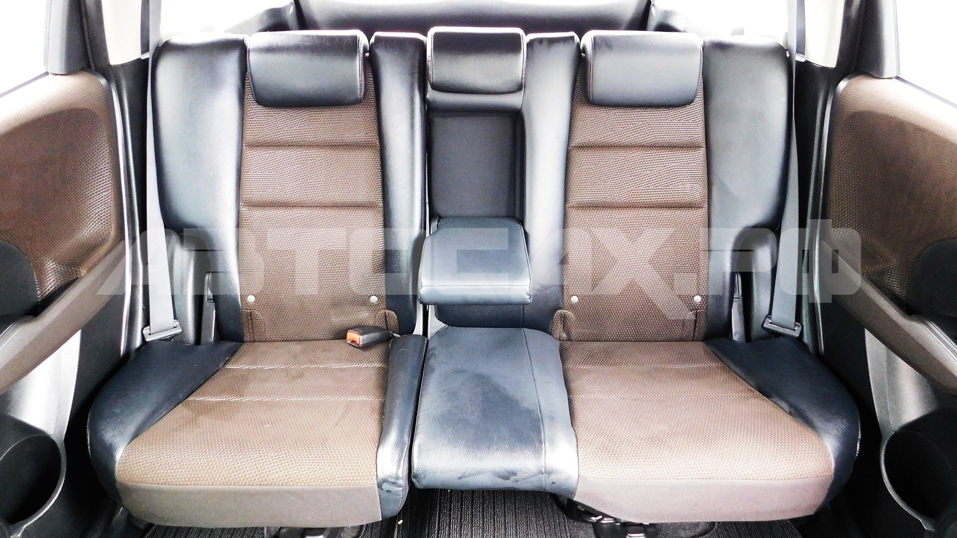 Honda Fit Shuttle 2015, Универсал — фото 22