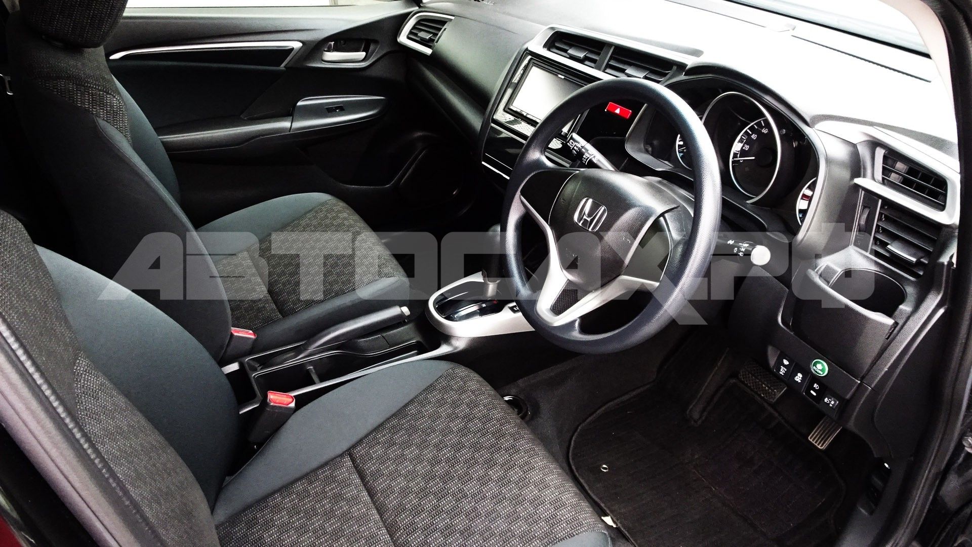 Honda Fit 2017, Хэтчбек — фото 10