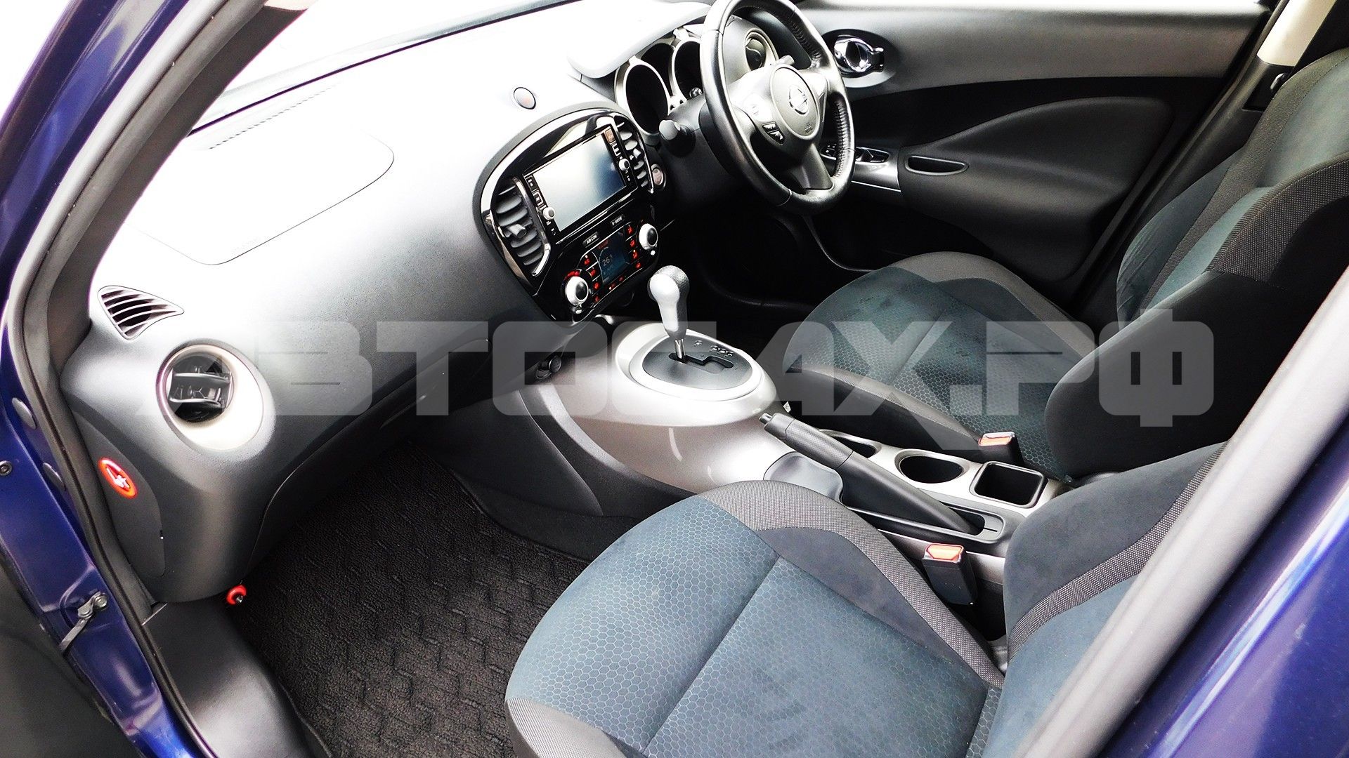 Nissan Juke 2017, Кроссовер — фото 11