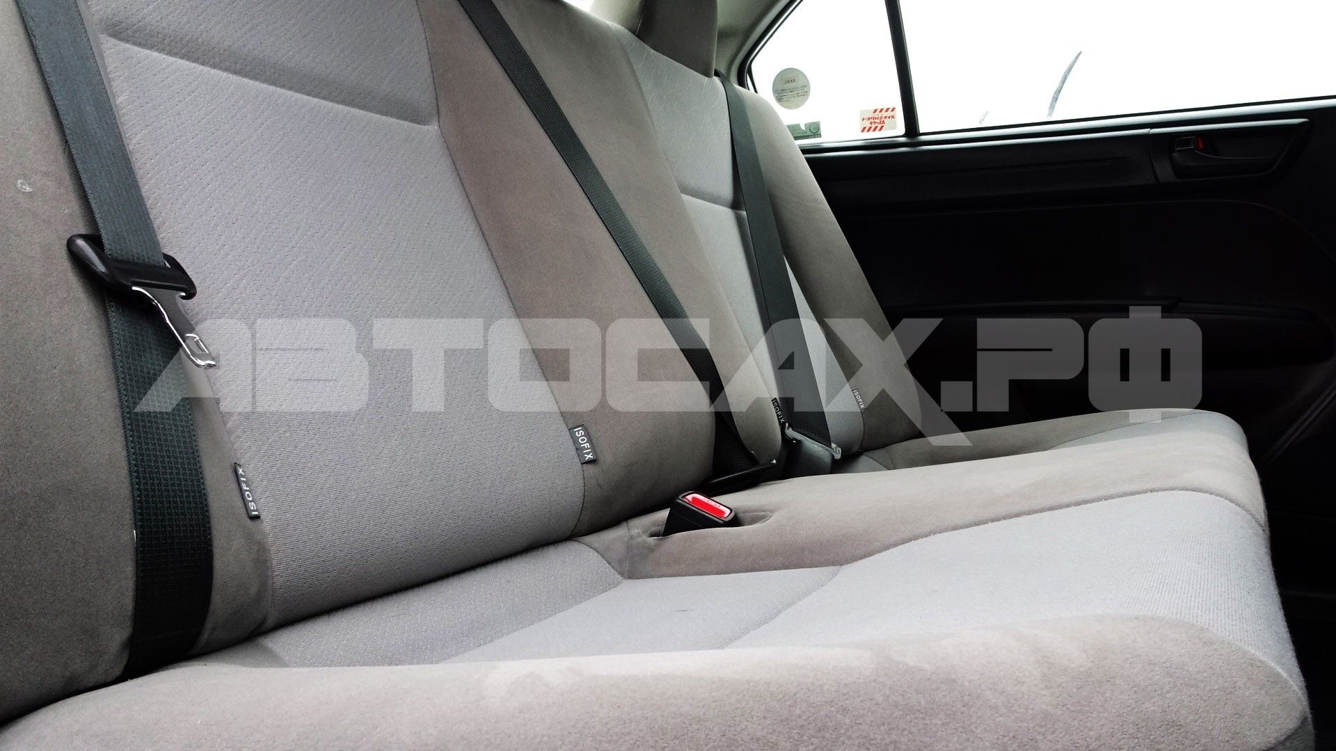 Toyota Corolla Axio 2017, Седан — фото 16