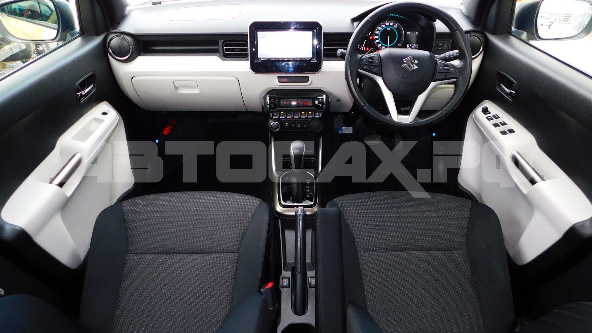 Suzuki Ignis 2019, Кроссовер — фото 11