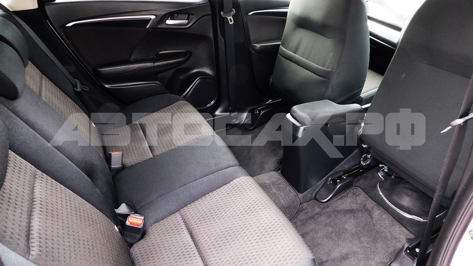 Honda Fit 2017, Хэтчбек — фото 15