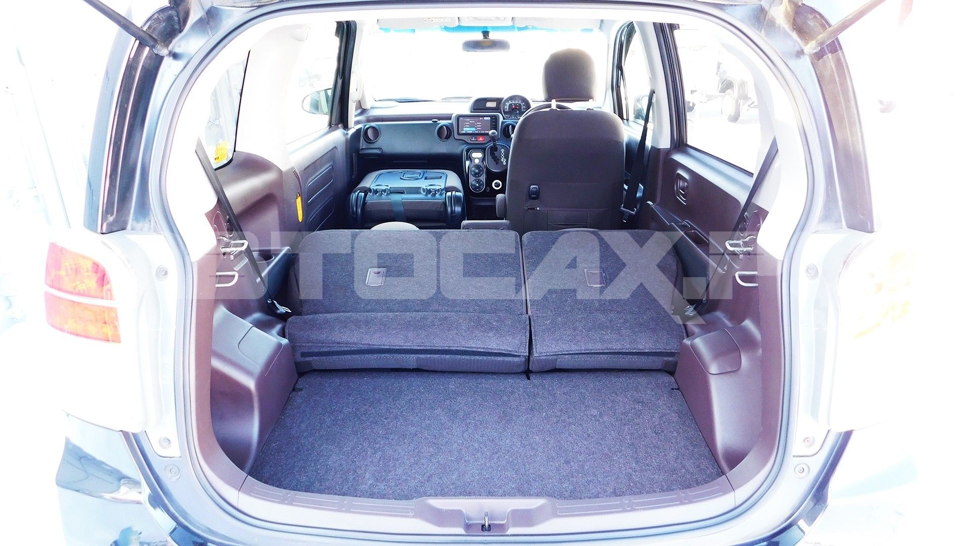 Toyota Spade 2018, Хэтчбек — фото 18
