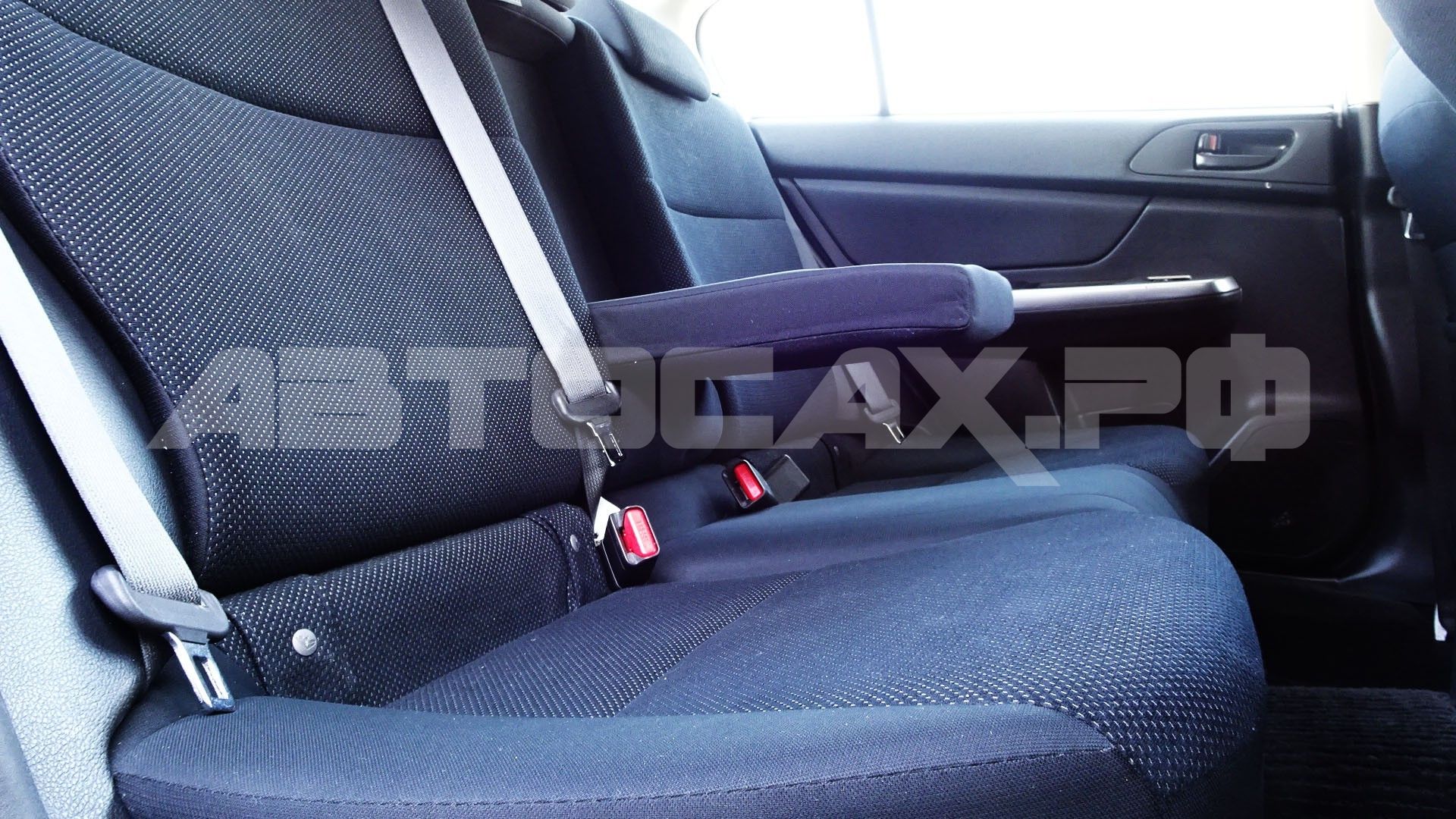 Subaru Impreza G4 2016, Седан — фото 14